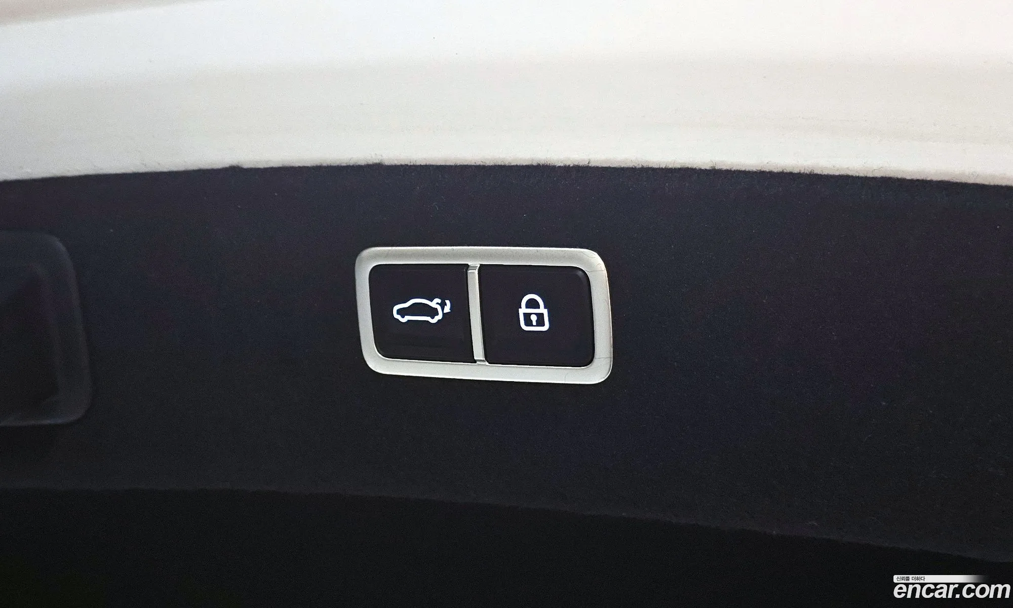 Genesis G80 2023 — 2