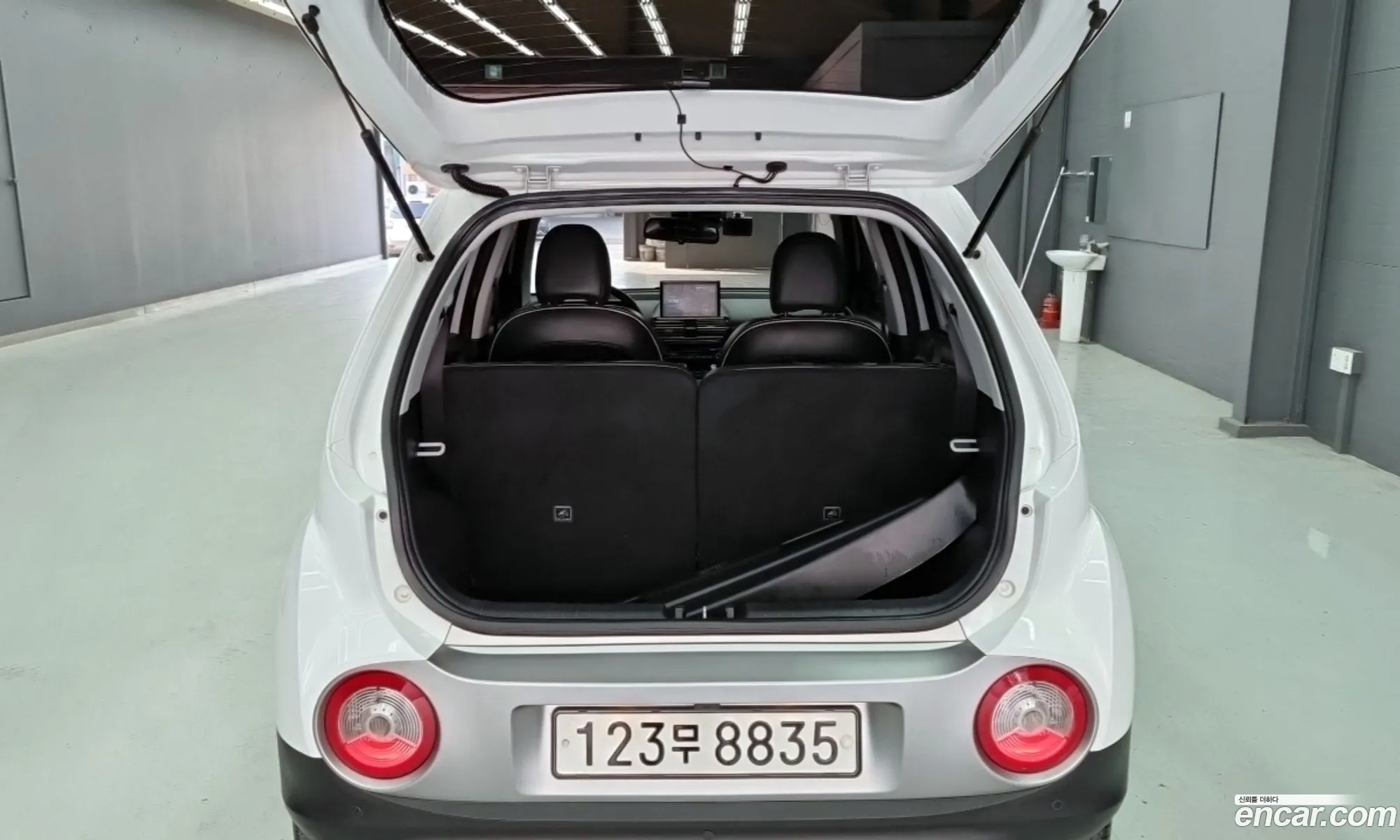 Hyundai Casper 2022 — 3