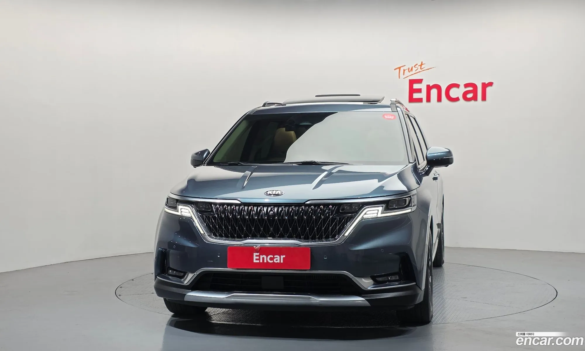 Kia Carnival 2021 — 12