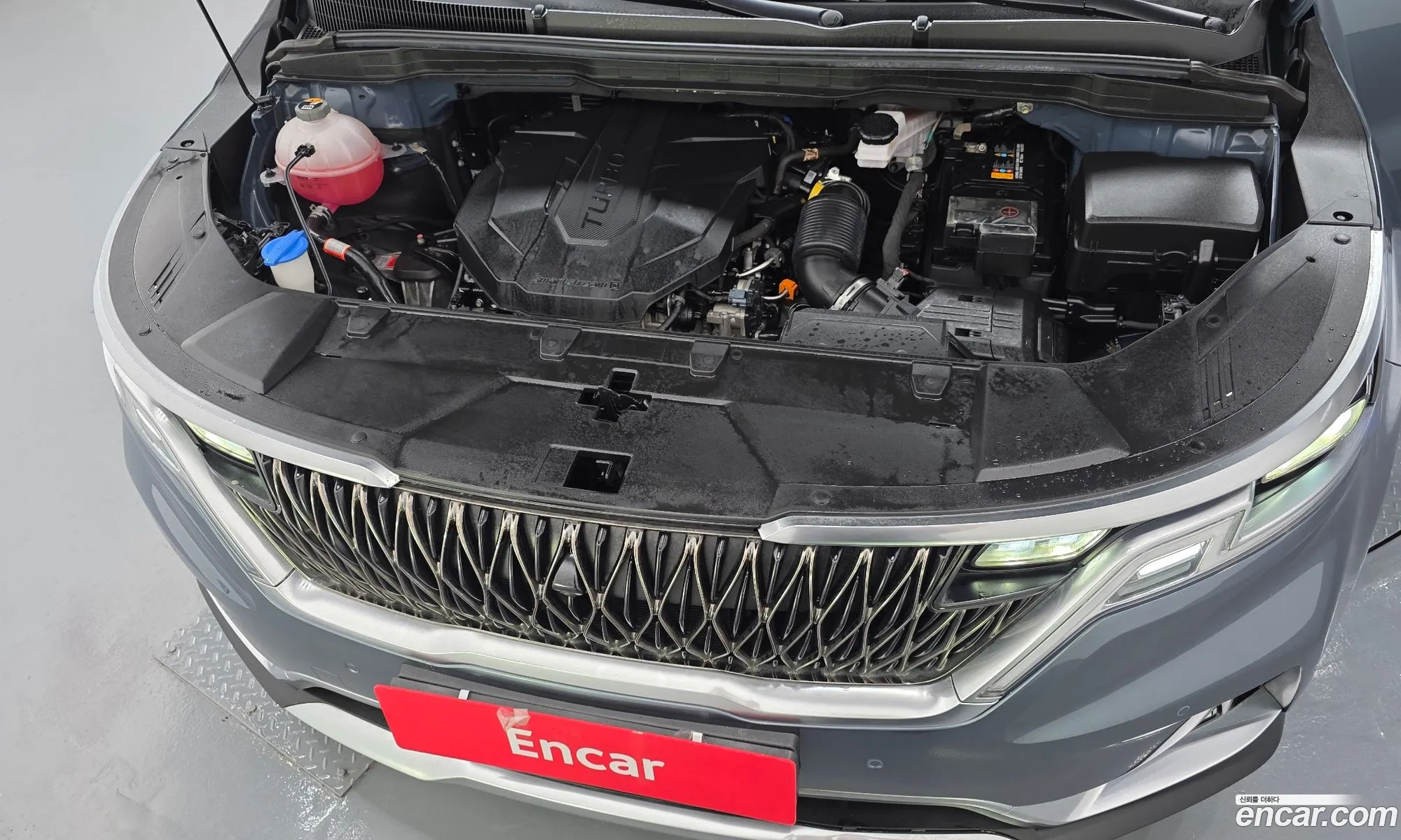 Kia Carnival 2021 — 10