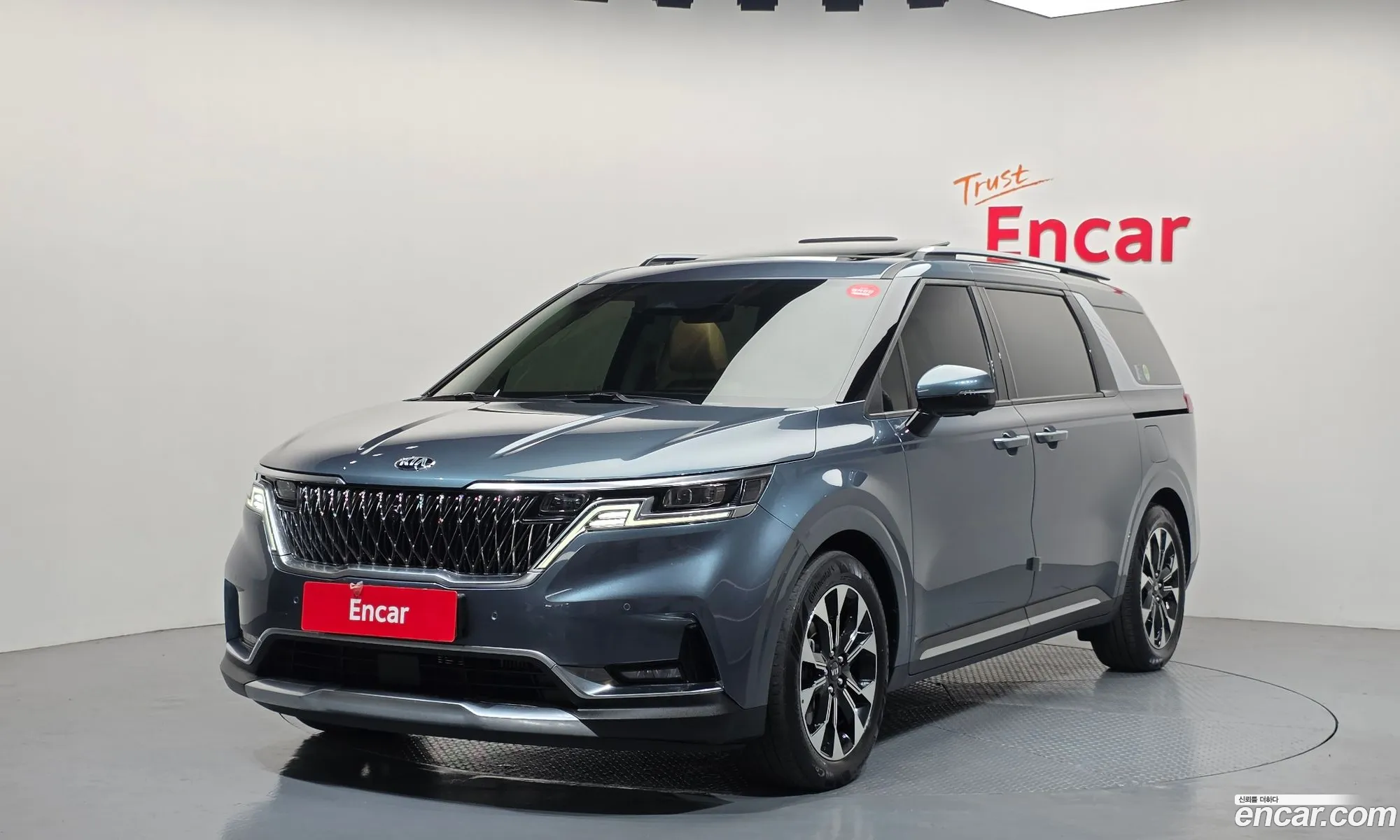 Kia Carnival 2021 — 13