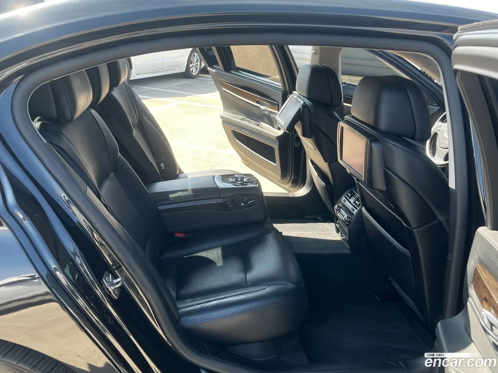 BMW 7 Series 2012 — 13
