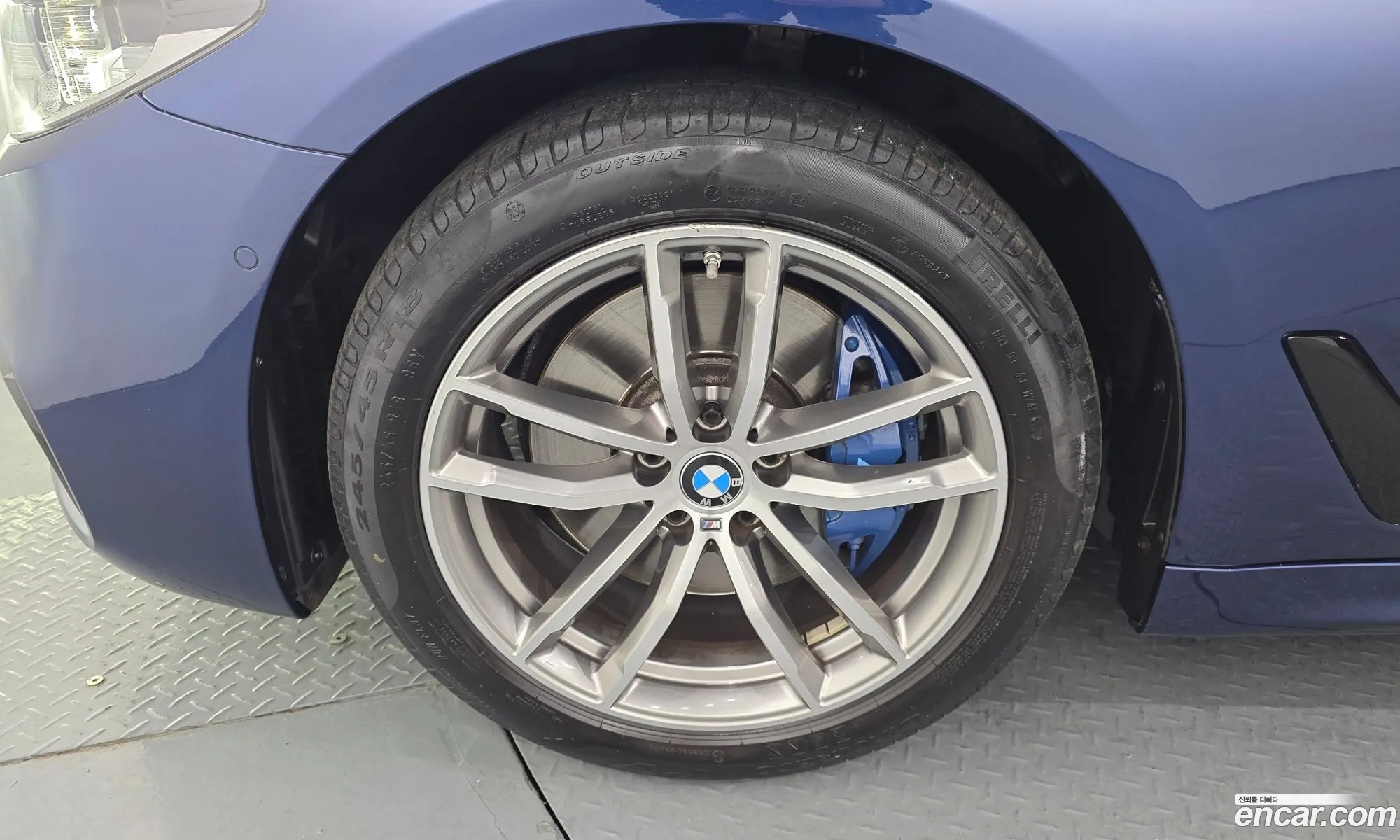 BMW 5 Series 2017 — 8