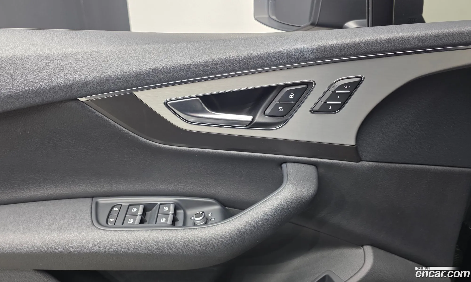 Audi Q7 2019 WAUZZZ4M9KD045509 — 18