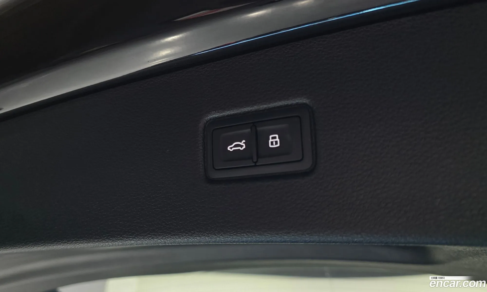 Audi Q7 2019 WAUZZZ4M9KD045509 — 16