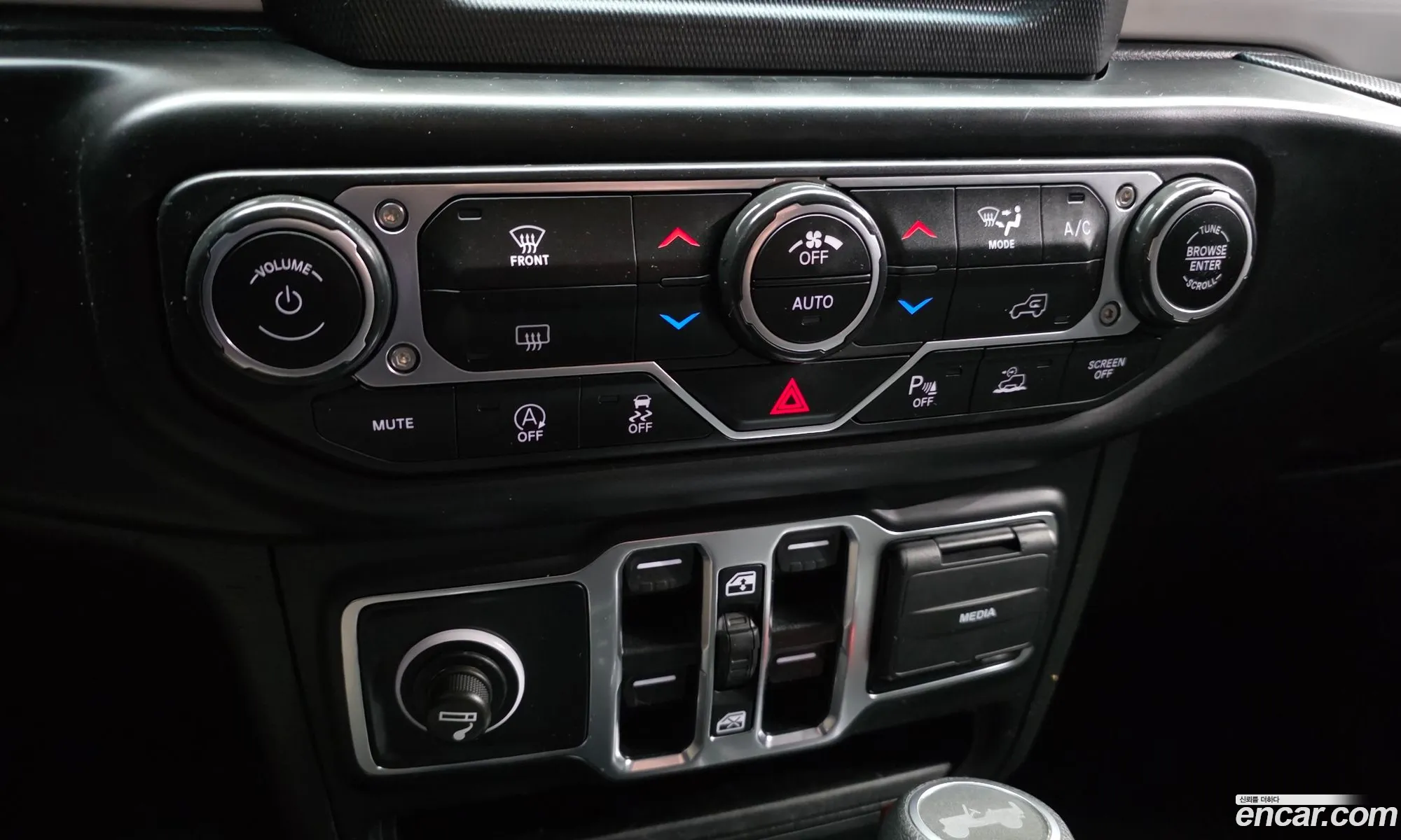 Jeep Wrangler 2021 1C4HJXDN1MW638307 — 4