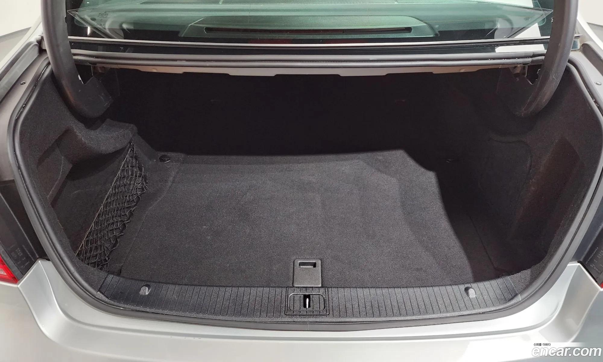 Mercedes-Benz E-Class W212 2014 WDDHF5FB7EB031612 — 10