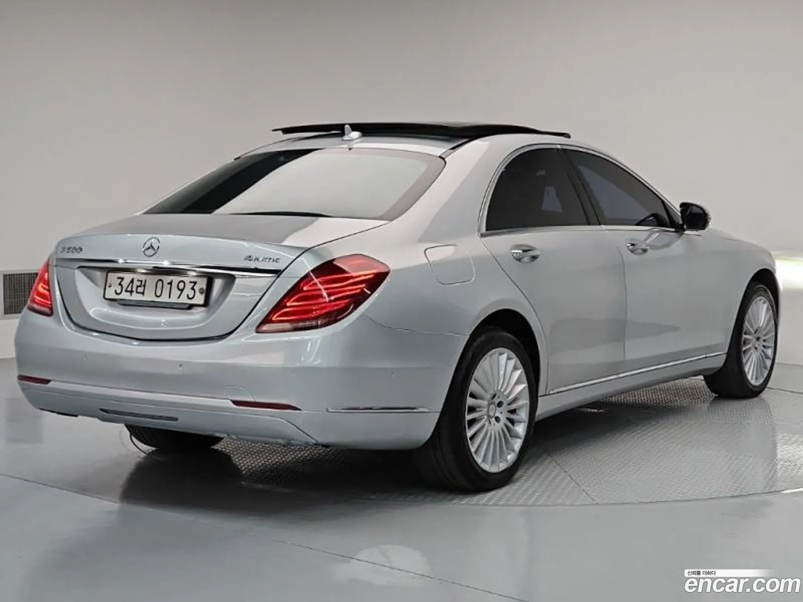 Mercedes-Benz S-Class W222 2016 — 2