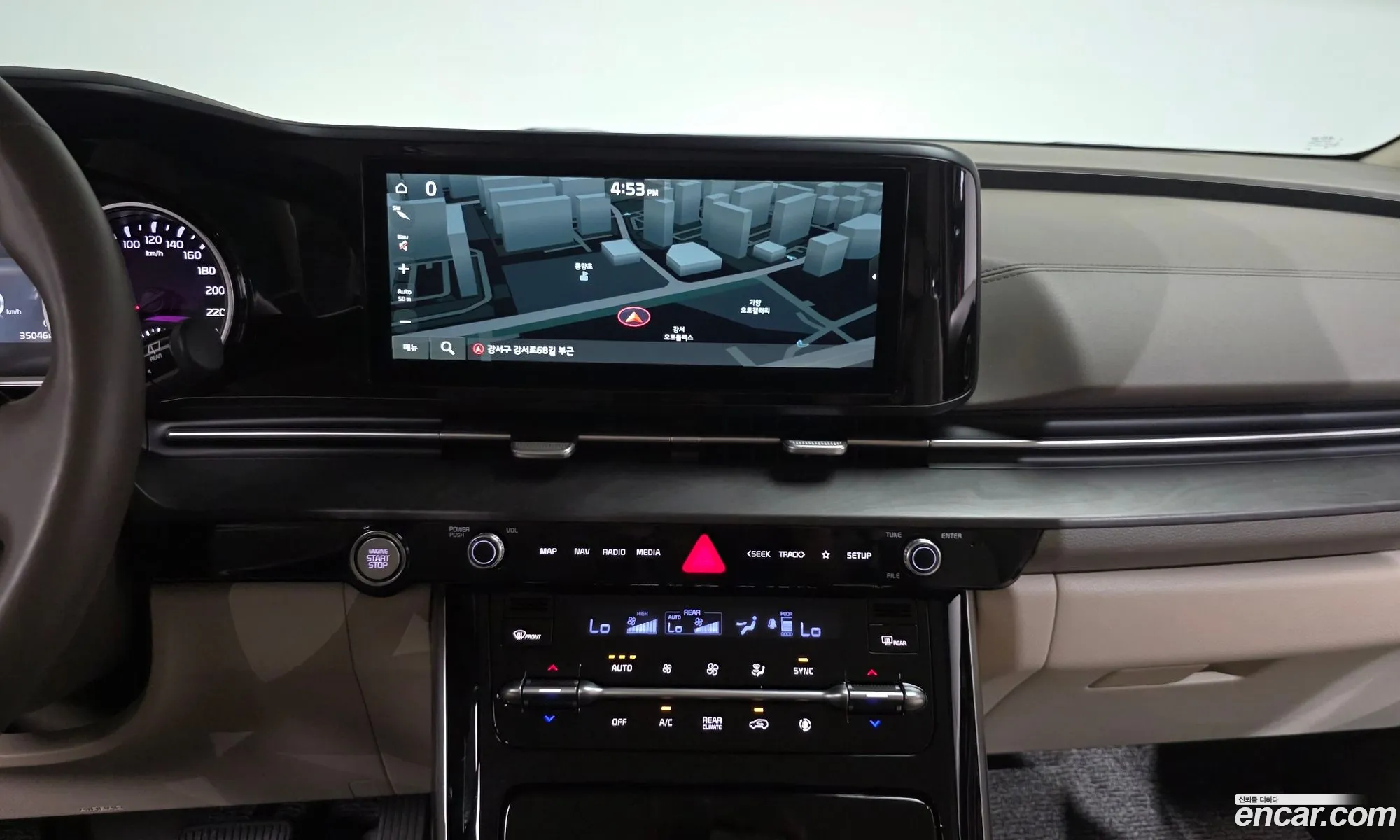Kia Carnival 2020 — 12