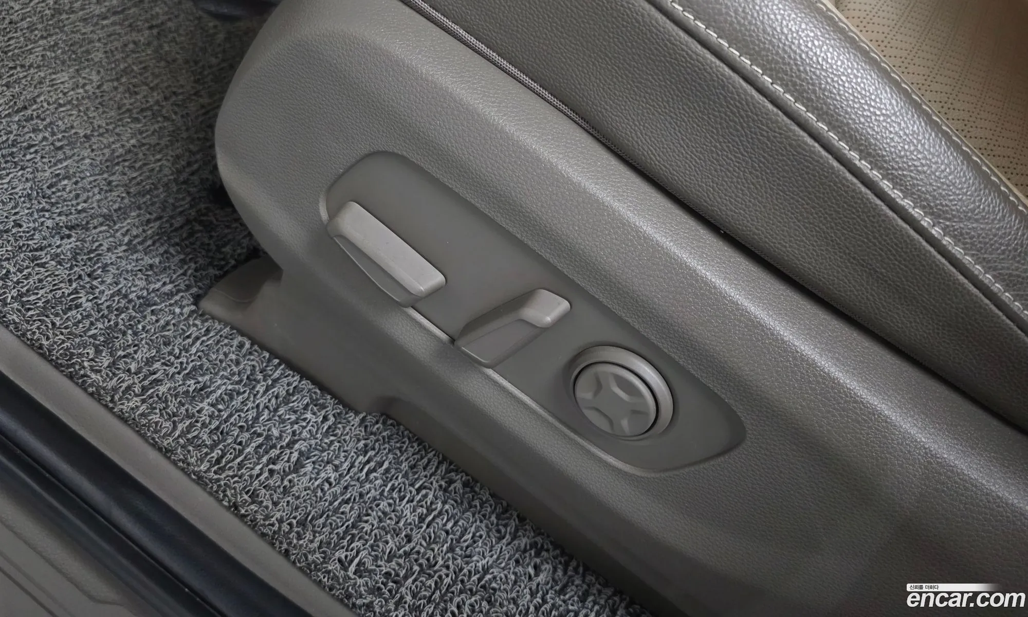 Kia Carnival 2020 — 9