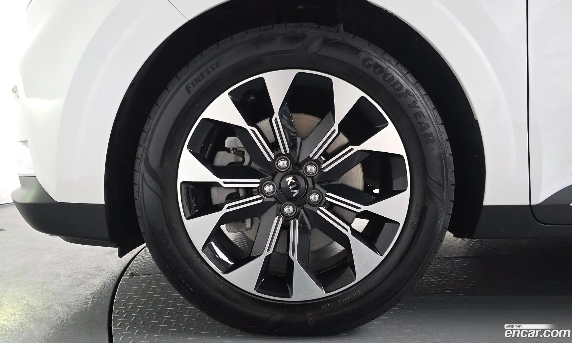 Kia Carnival 2020 — 13