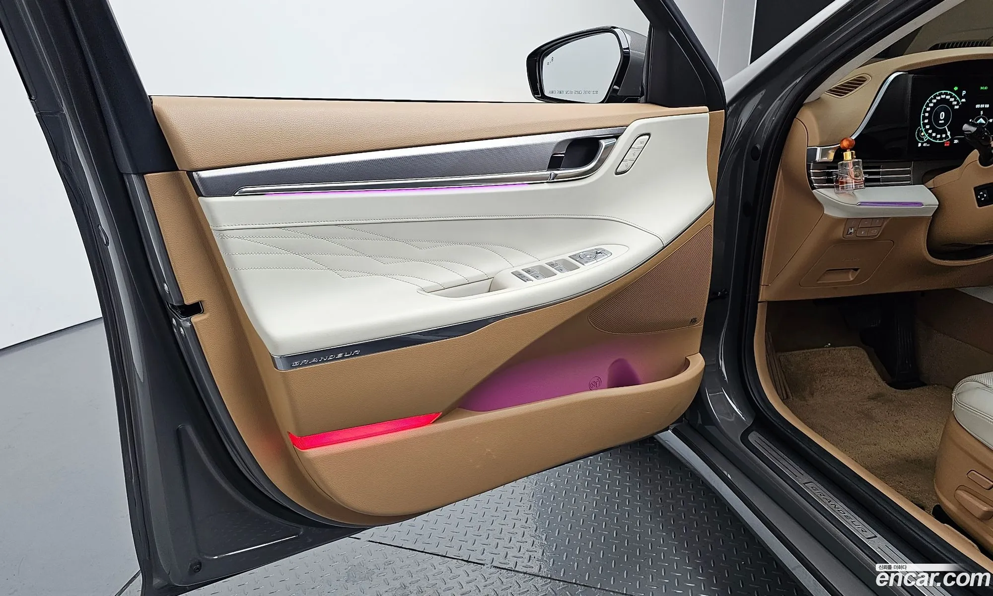 Hyundai Grandeur IG 2020 — 30