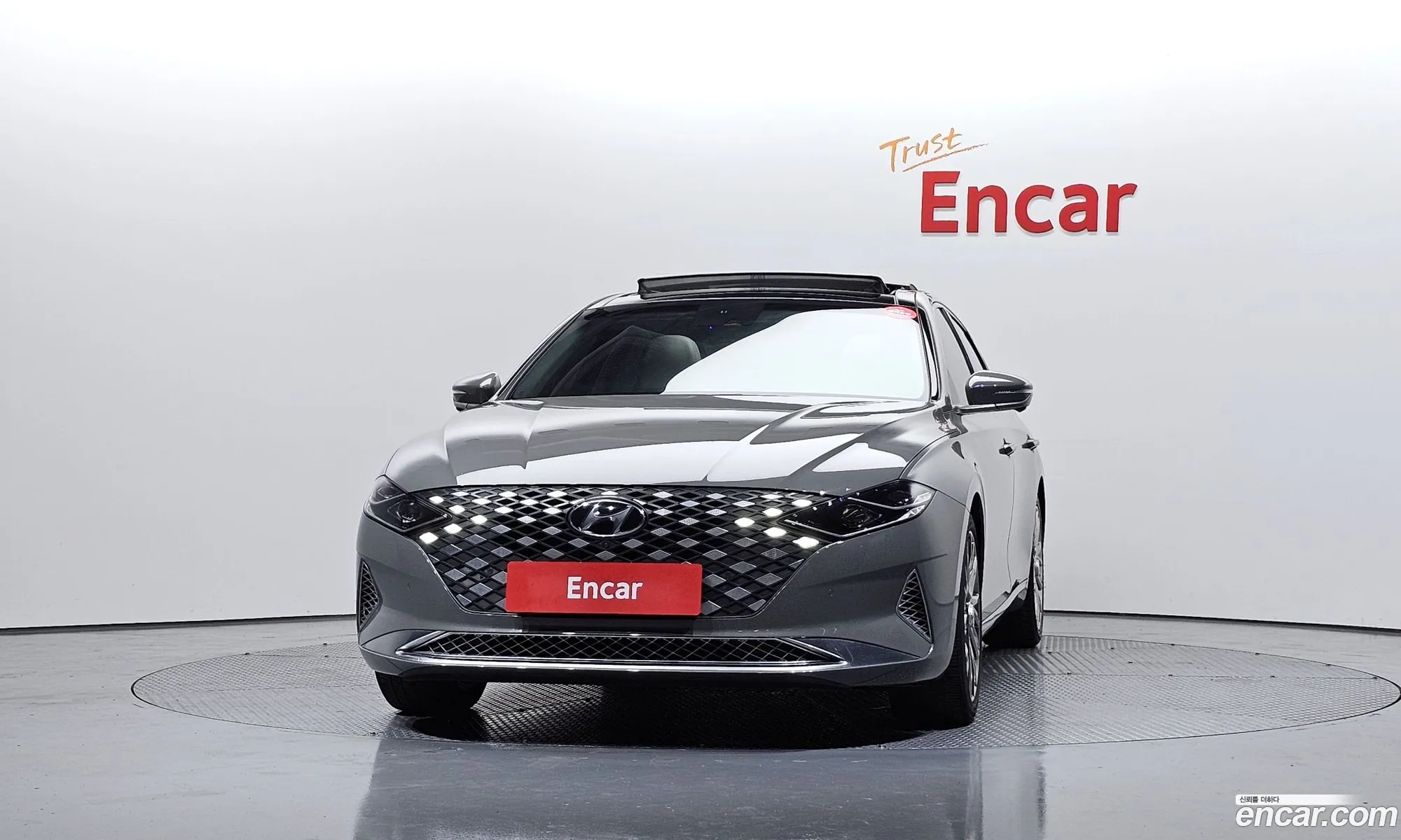 Hyundai Grandeur IG 2020 — 29