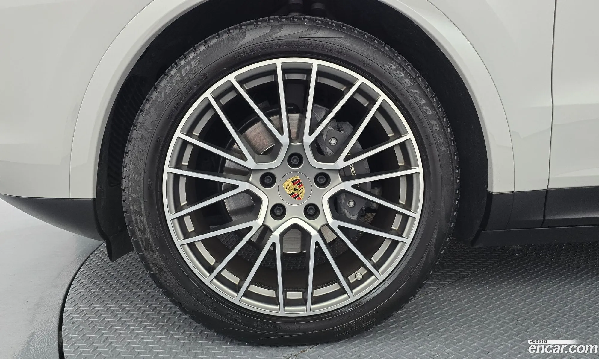 Porsche Cayenne 2022 — 12