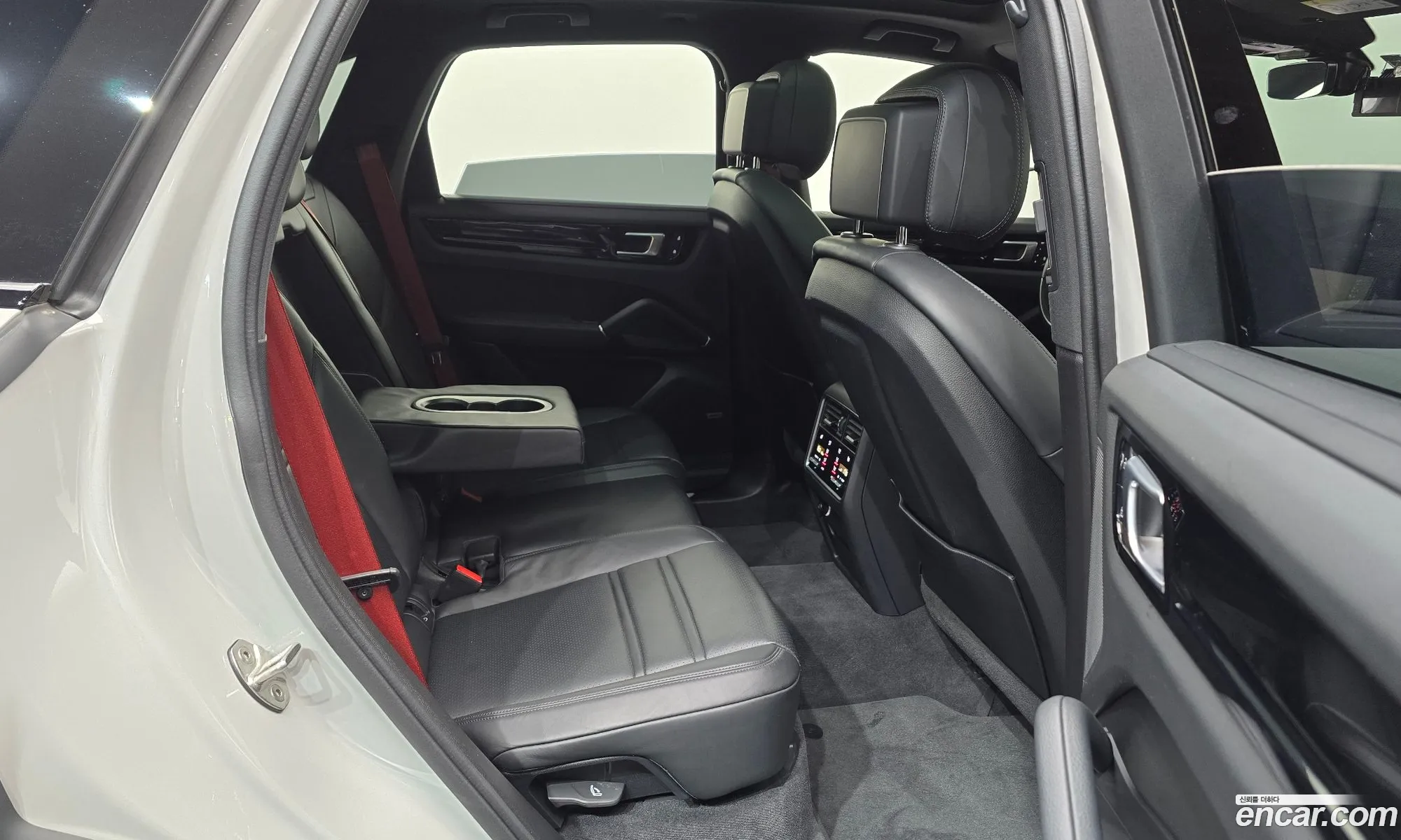 Porsche Cayenne 2022 — 4