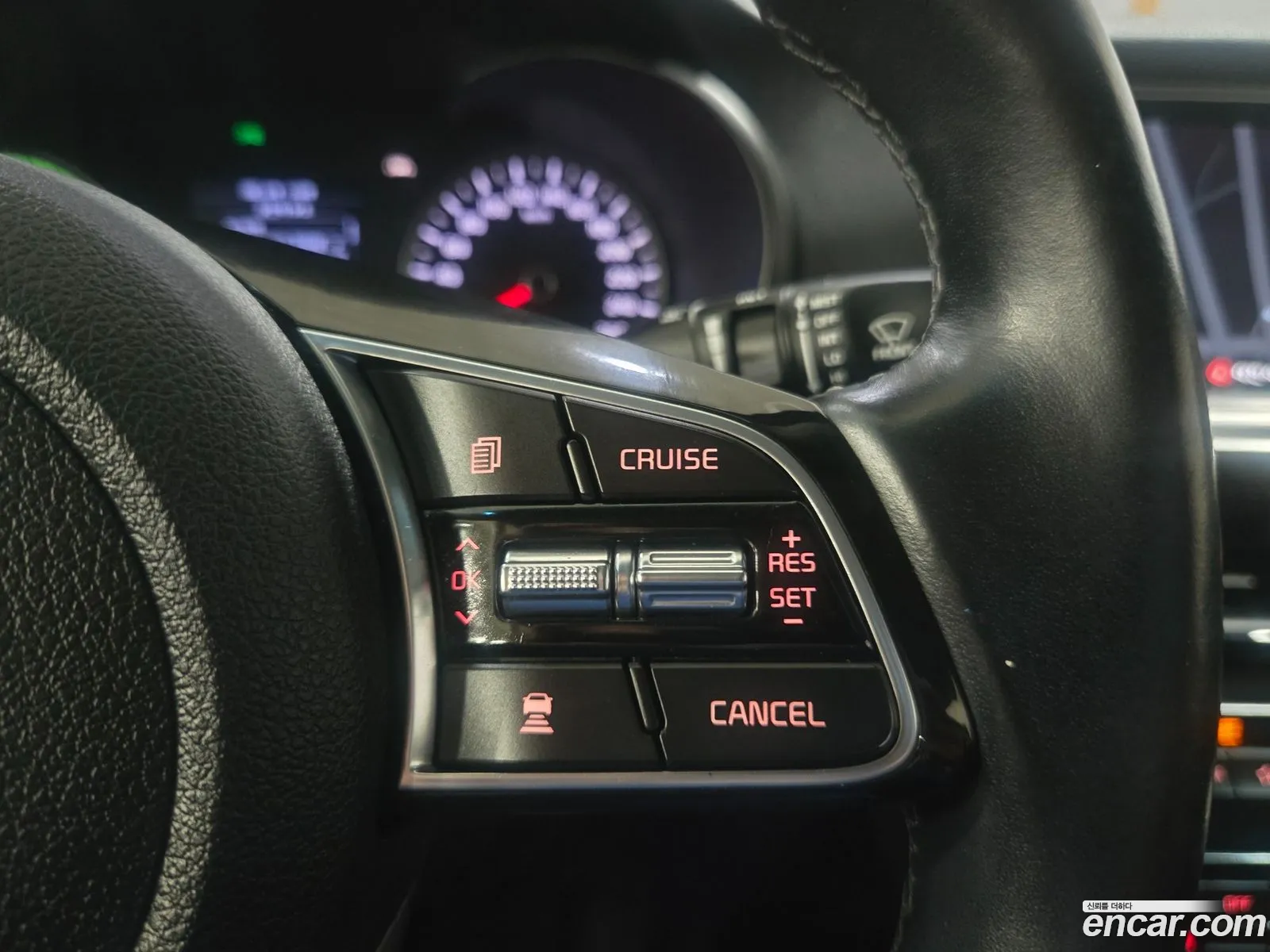 Kia K5 Hybrid 2019 — 8