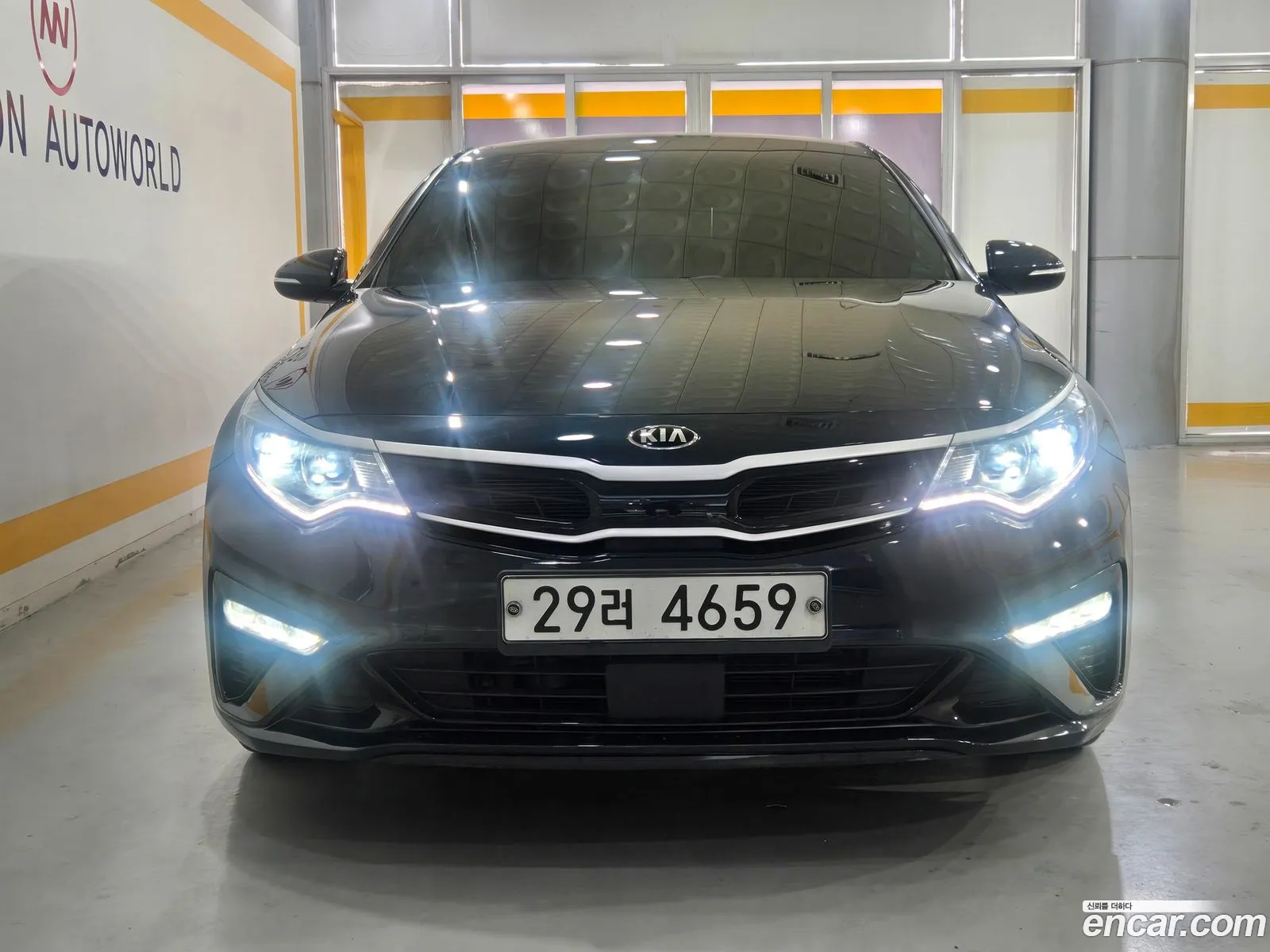 Kia K5 Hybrid 2019 — 17