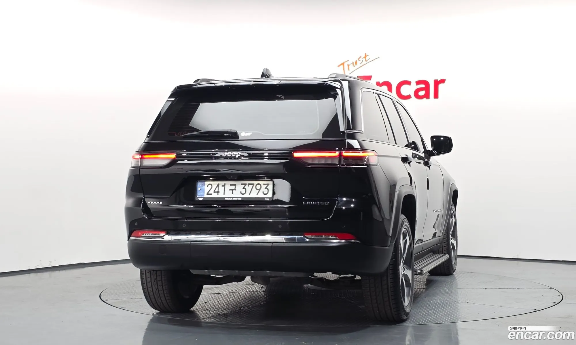 Jeep Grand Cherokee 2023 — 12