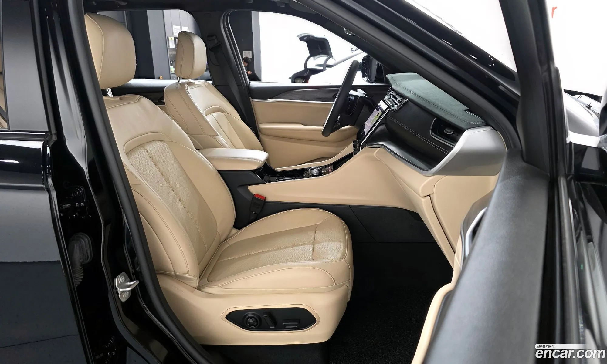 Jeep Grand Cherokee 2023 — 15