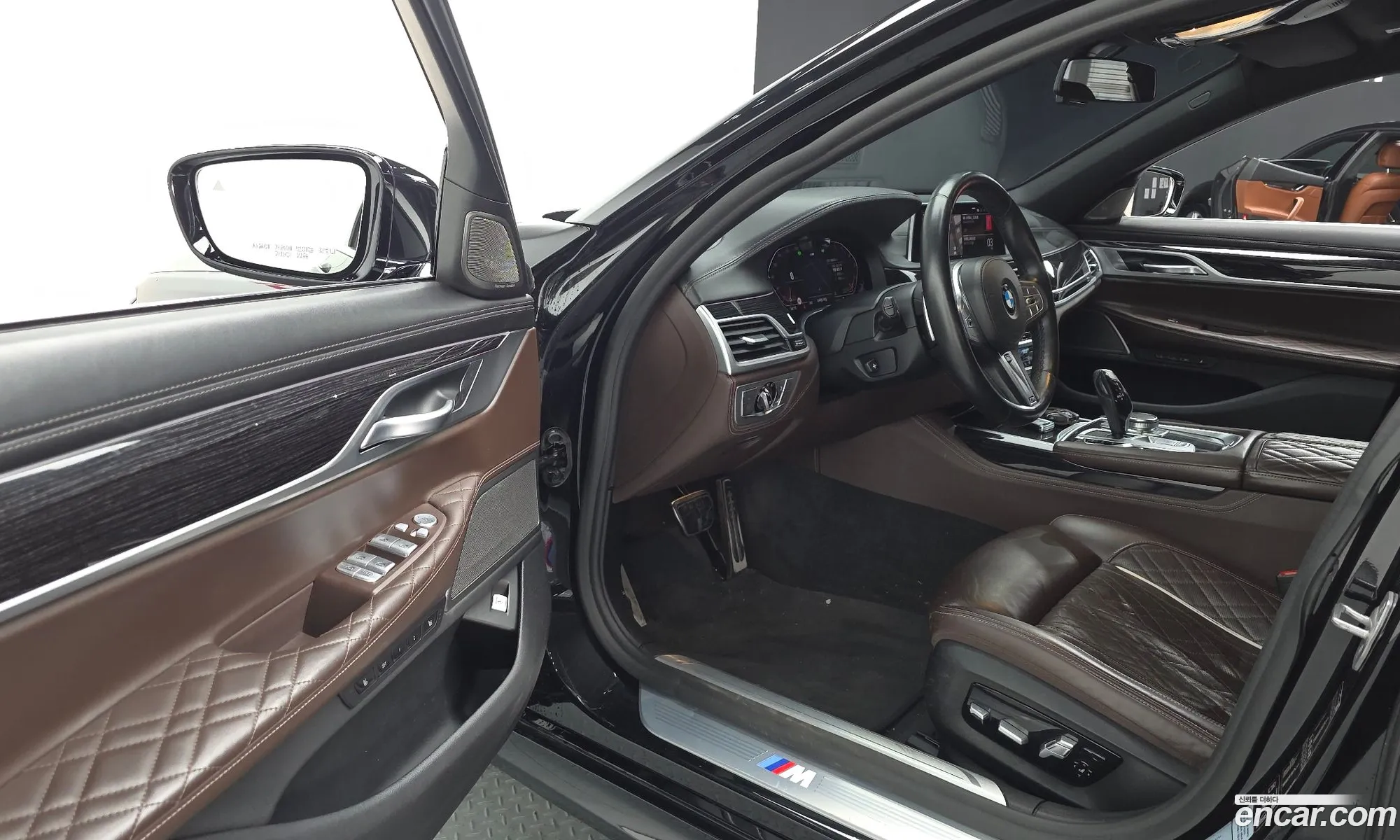 BMW 7 Series 2020 — 18