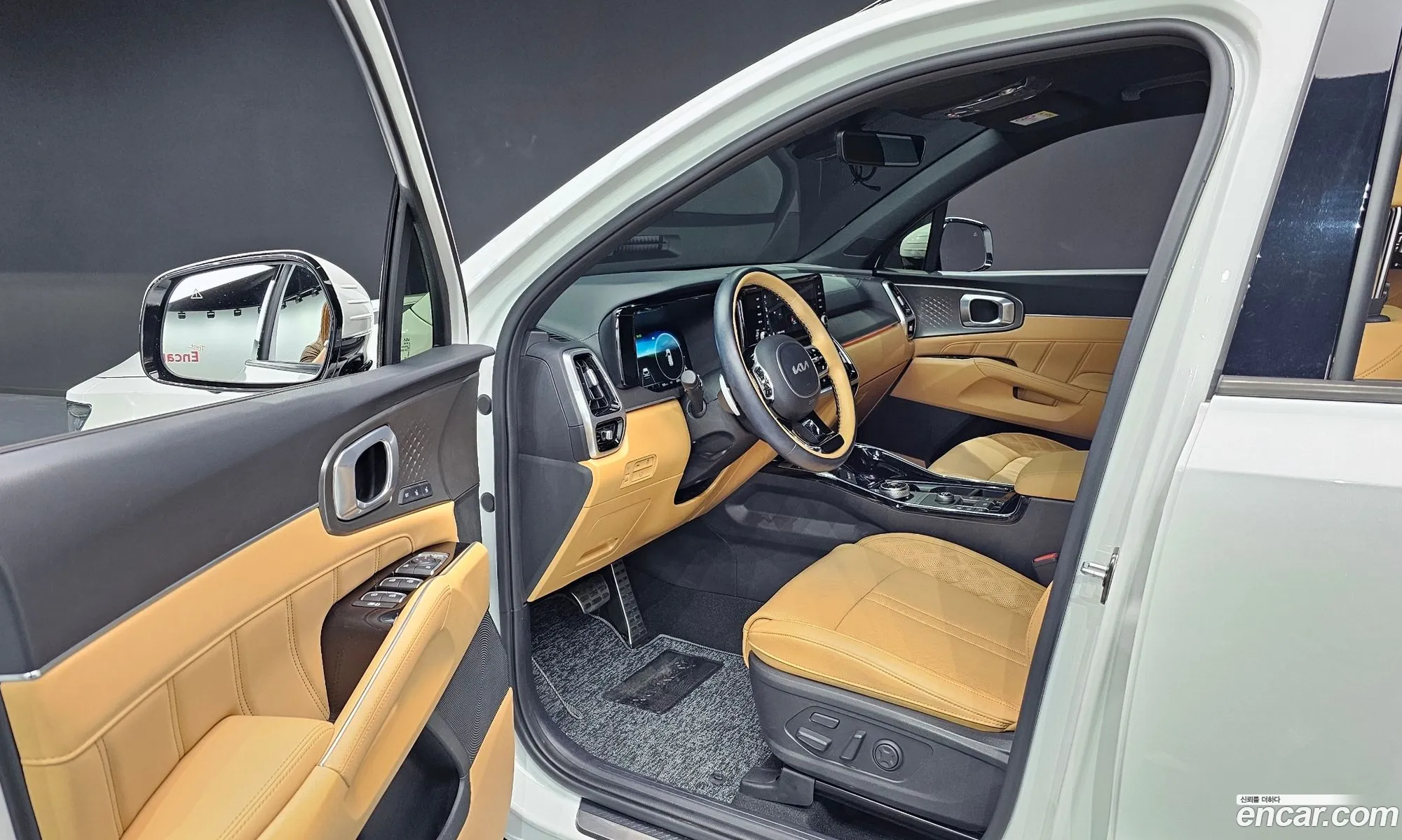 Kia Sorento 2022 — 12