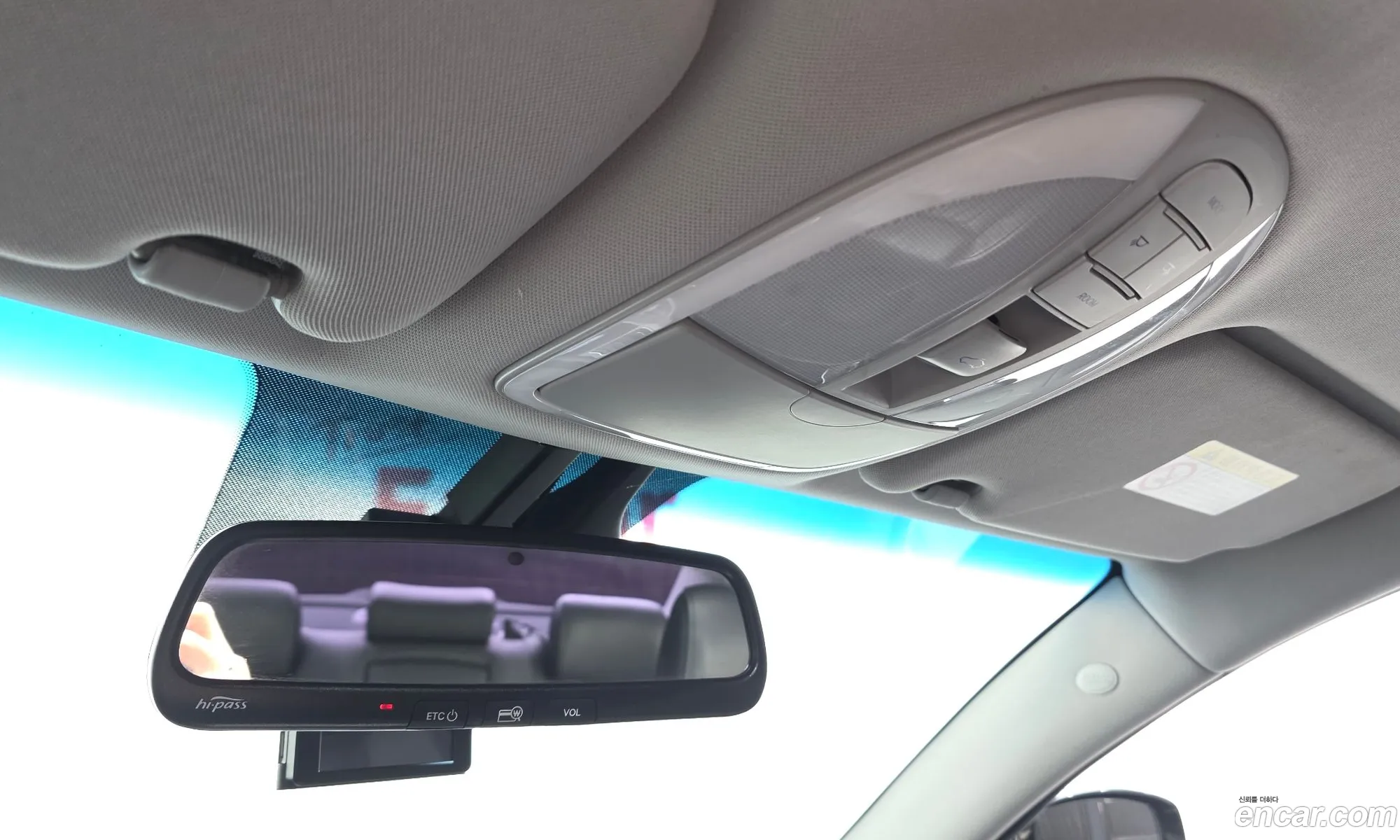 Hyundai Genesis 2011 — 4