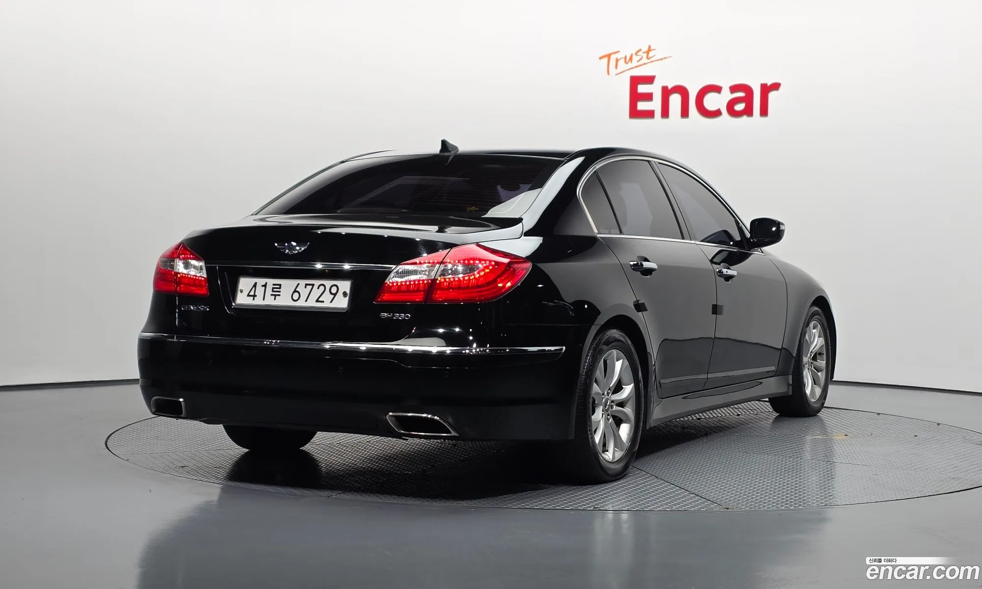 Hyundai Genesis 2011 — 16