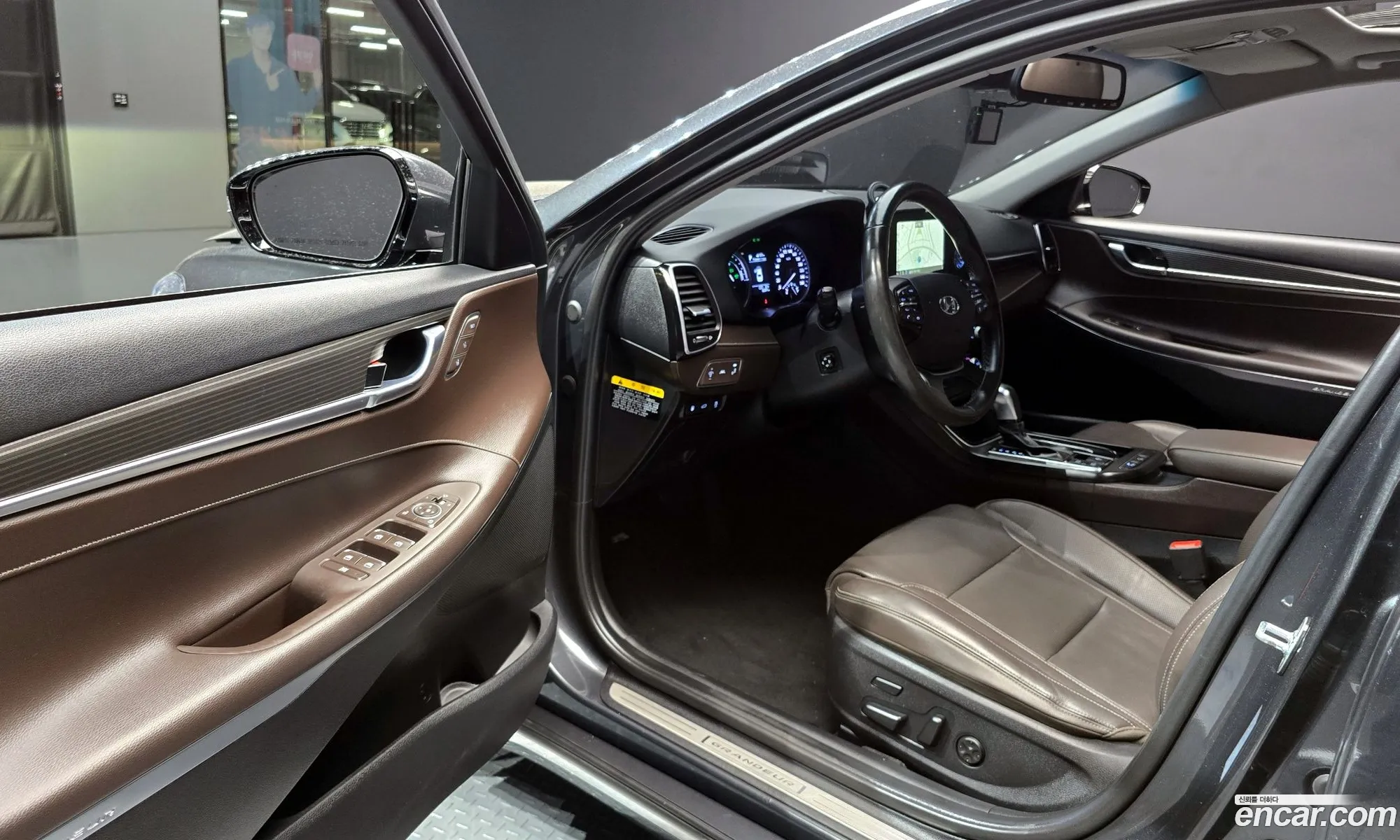 Hyundai Grandeur IG Hybrid 2017 — 7