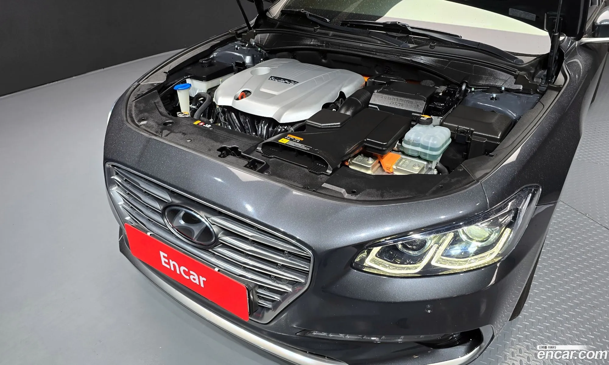 Hyundai Grandeur IG Hybrid 2017 — 8