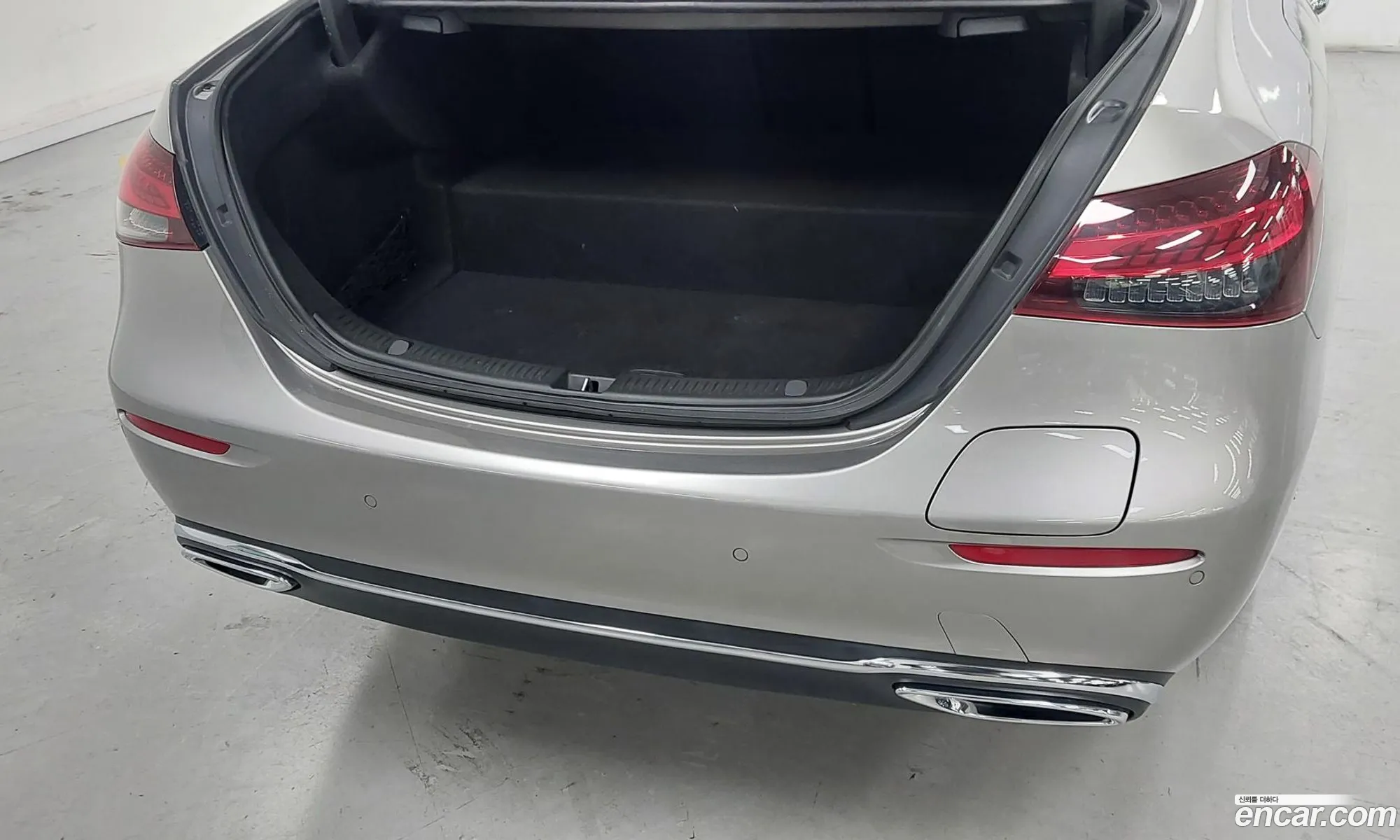 Mercedes-Benz E-Class W213 2022 — 17