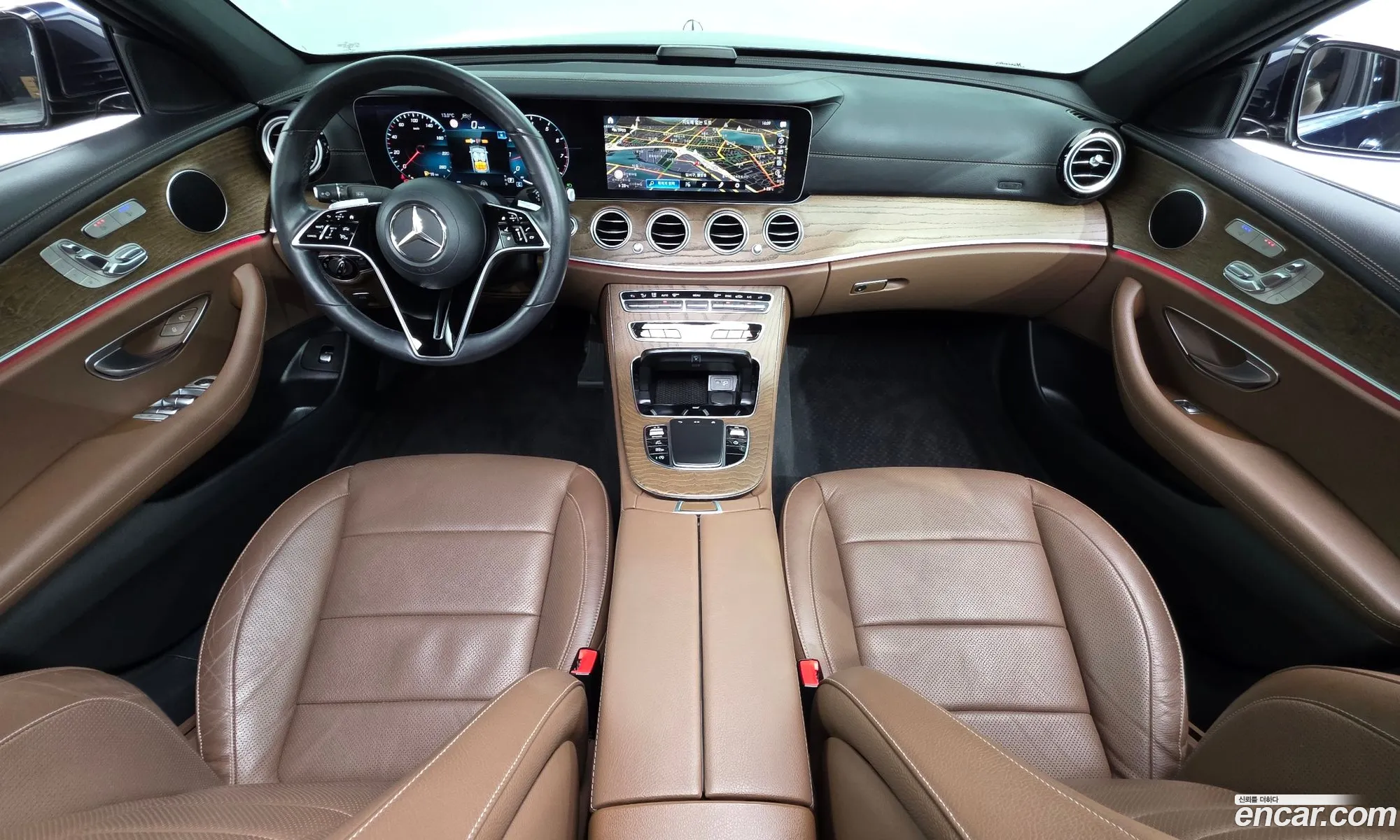 Mercedes-Benz E-Class W213 2022 — 18