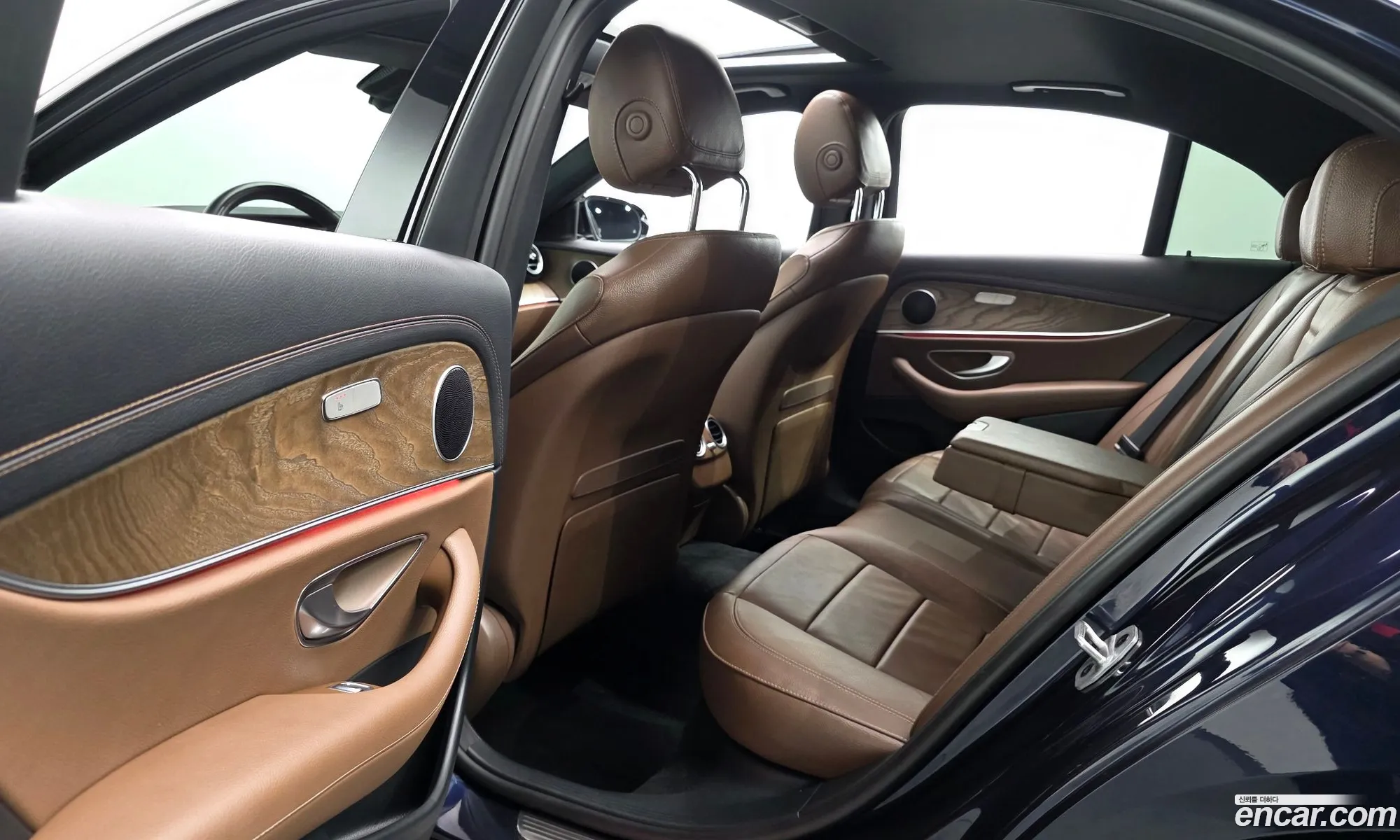 Mercedes-Benz E-Class W213 2022 — 2