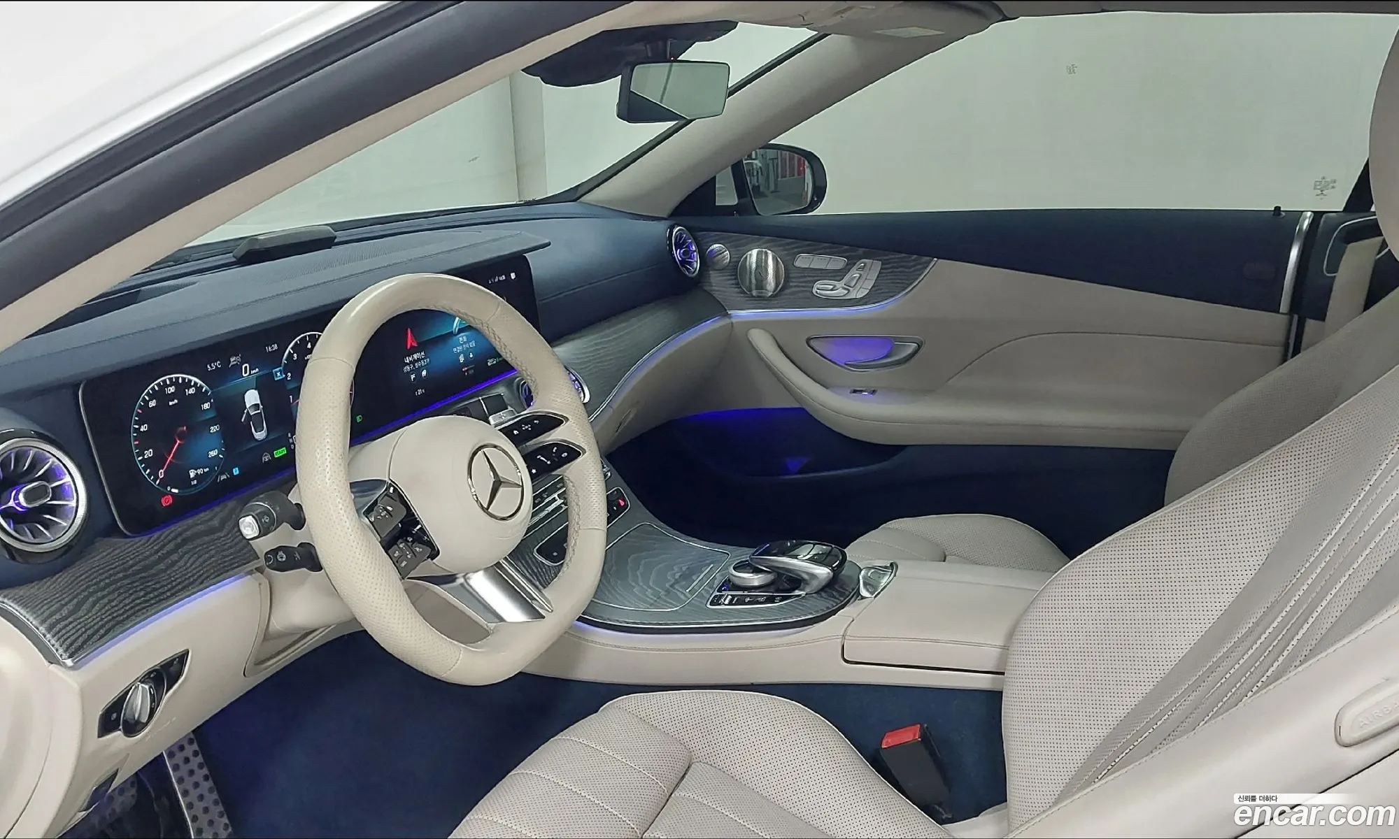 Mercedes-Benz E-Class W213 2022 — 17