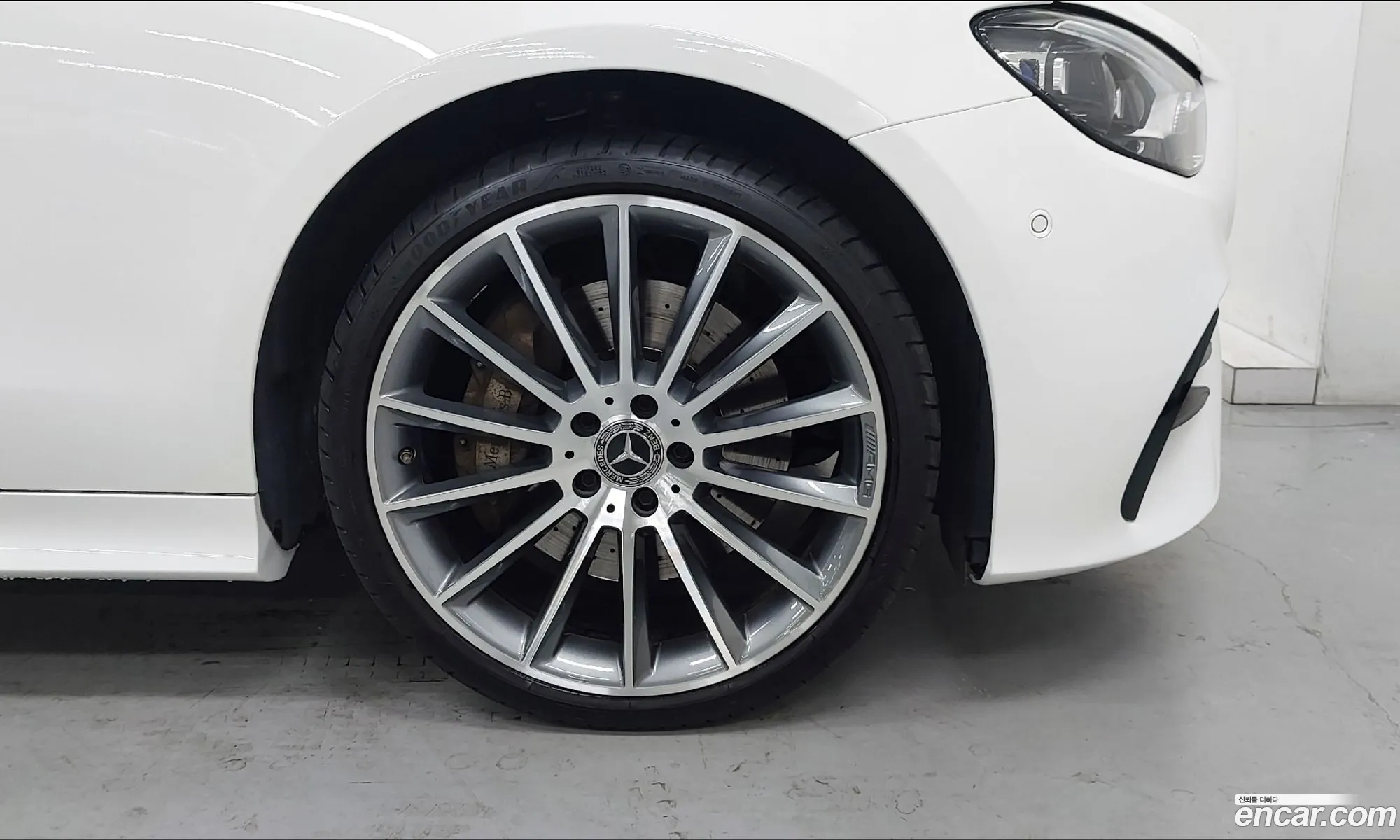 Mercedes-Benz E-Class W213 2022 — 2