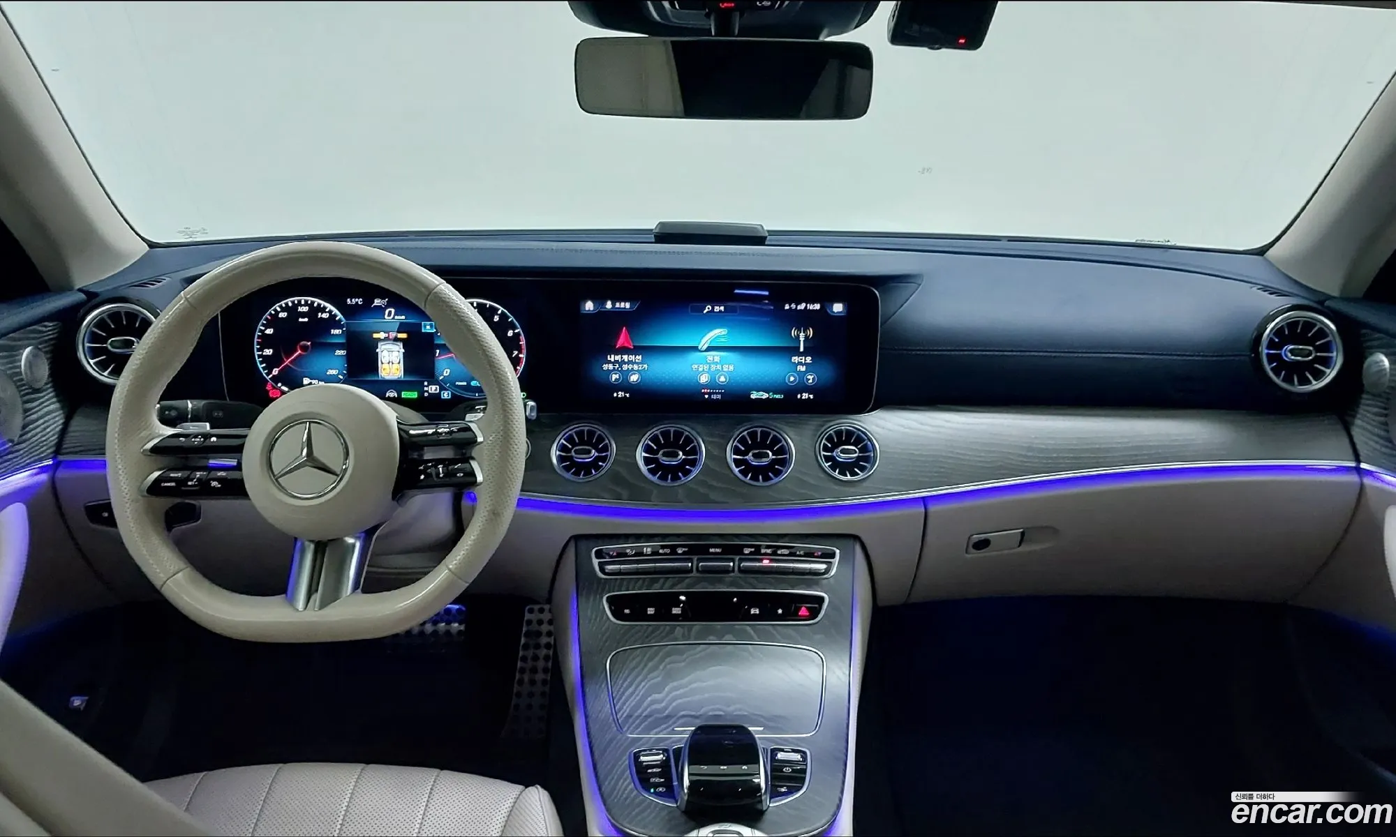 Mercedes-Benz E-Class W213 2022 — 13