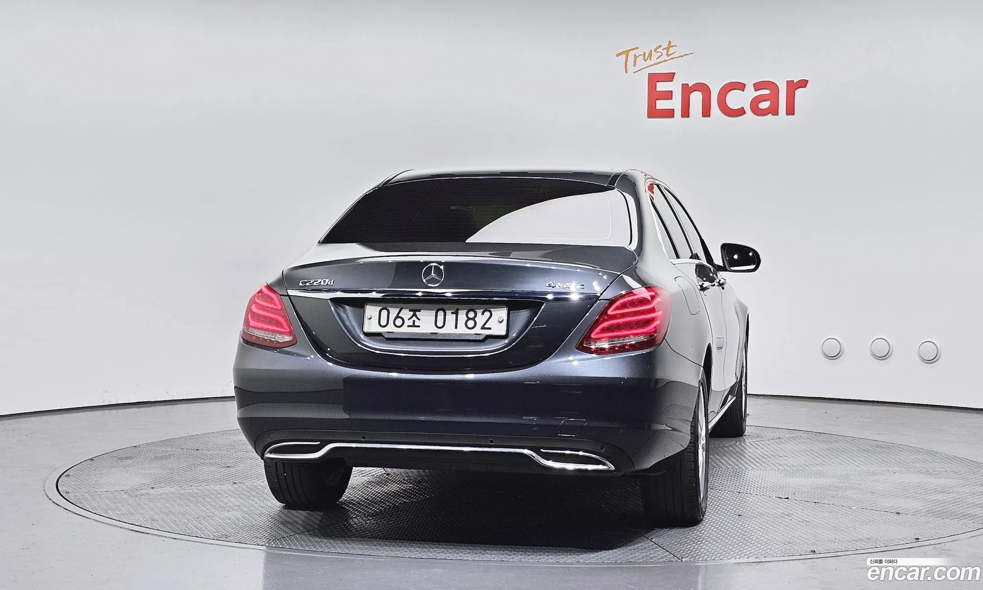 Mercedes-Benz C-Class W205 2016 WDDWF0FB6GF329753 — 16