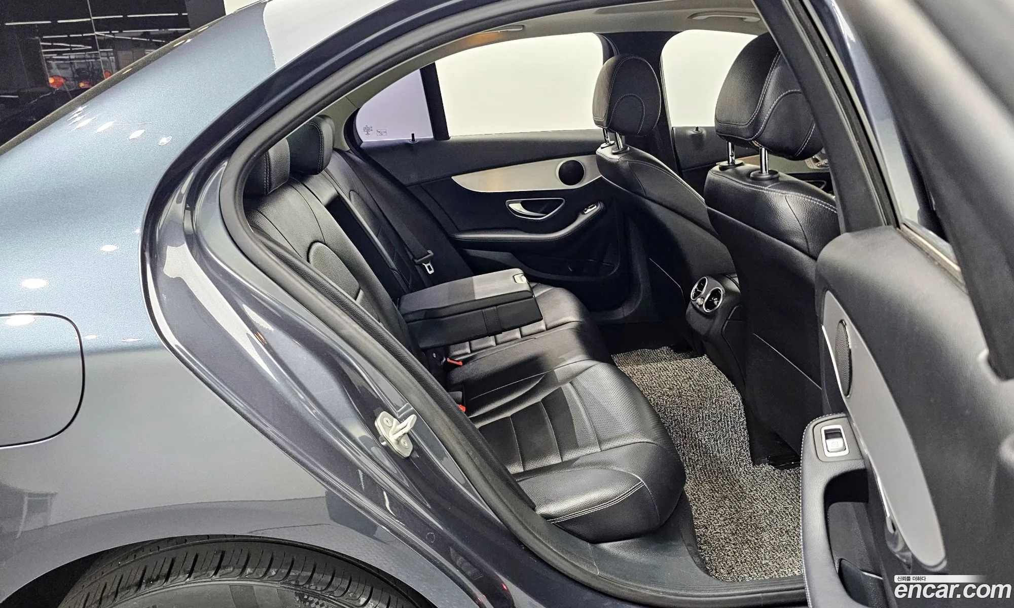 Mercedes-Benz C-Class W205 2016 WDDWF0FB6GF329753 — 6