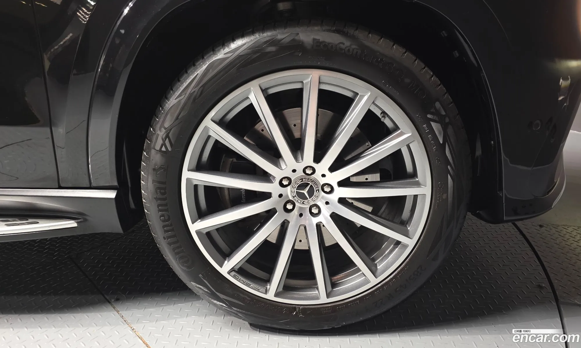 Mercedes-Benz GLS-Class X167 2025 — 25