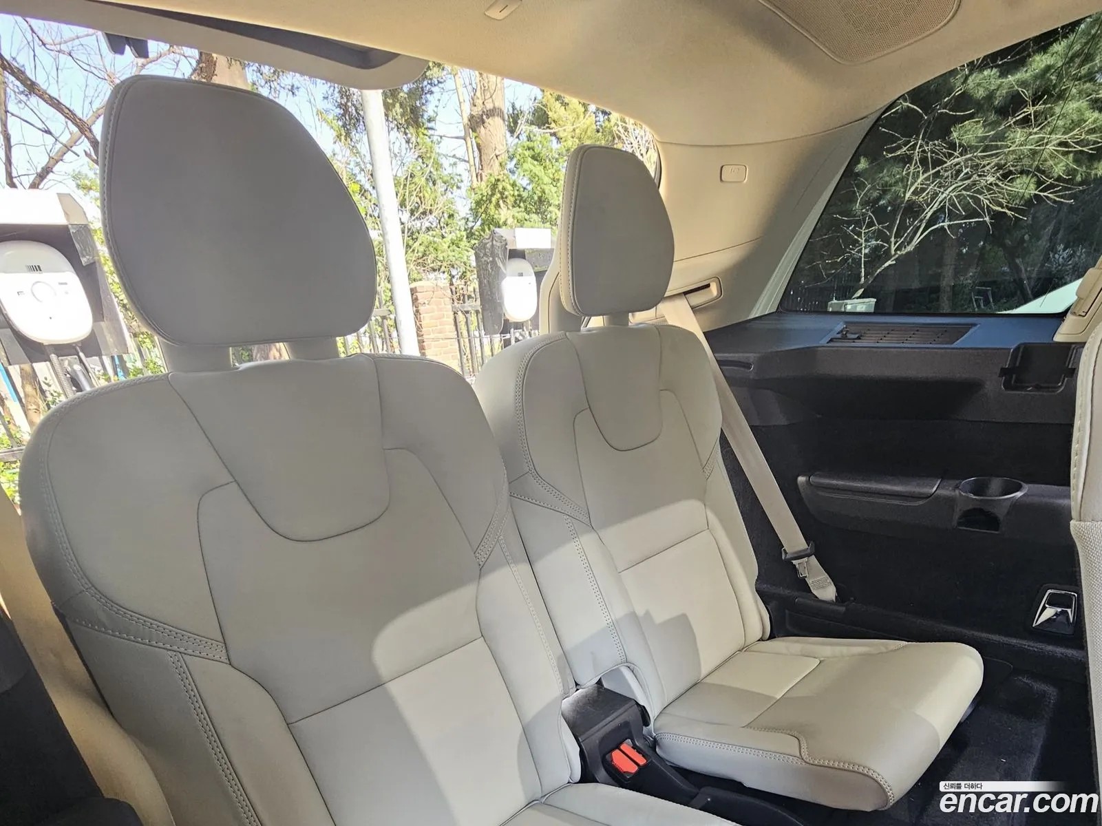 Volvo XC90 2023 — 12