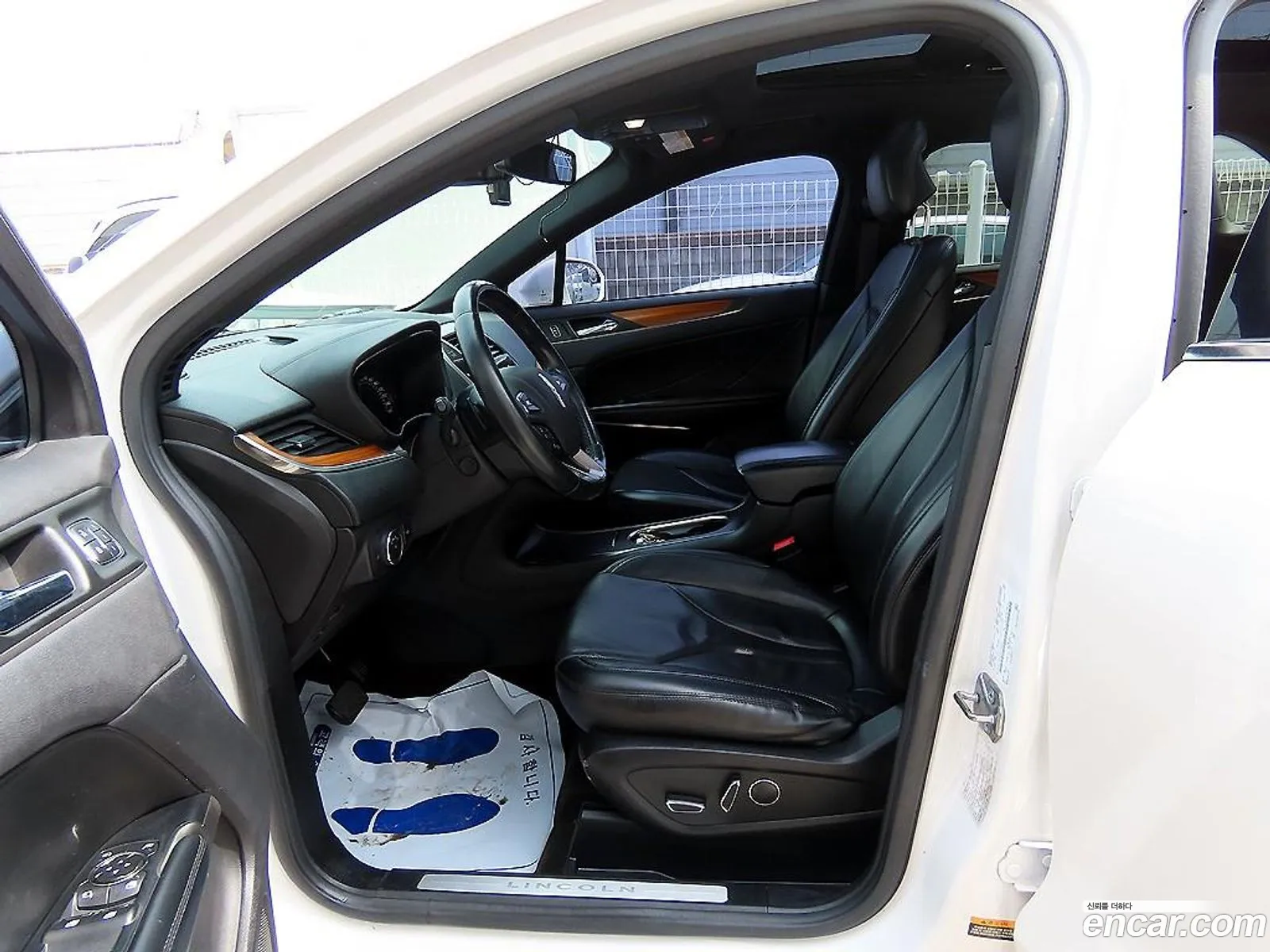 Lincoln MKC 2016 — 3