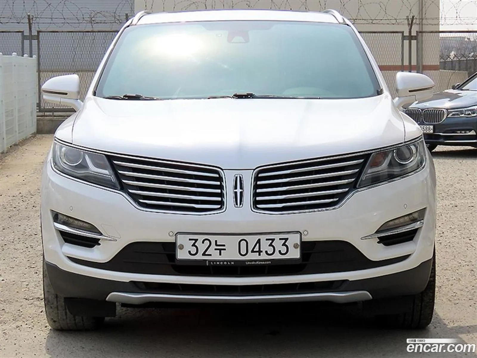 Lincoln MKC 2016 — 20