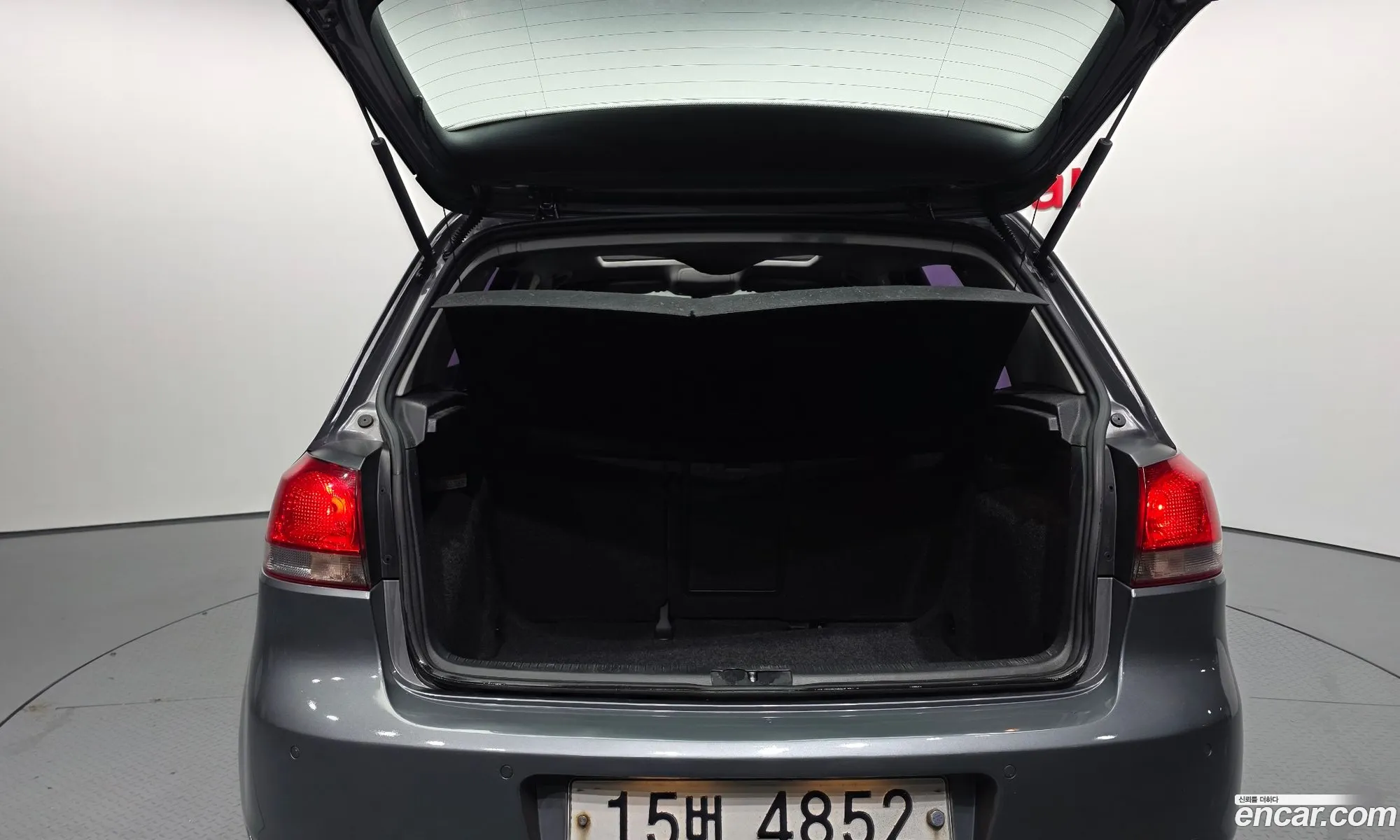 Volkswagen Golf 6th Gen 2011 — 3