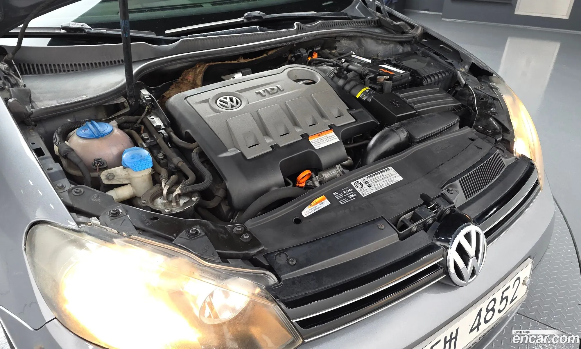 Volkswagen Golf 6th Gen 2011 — 4