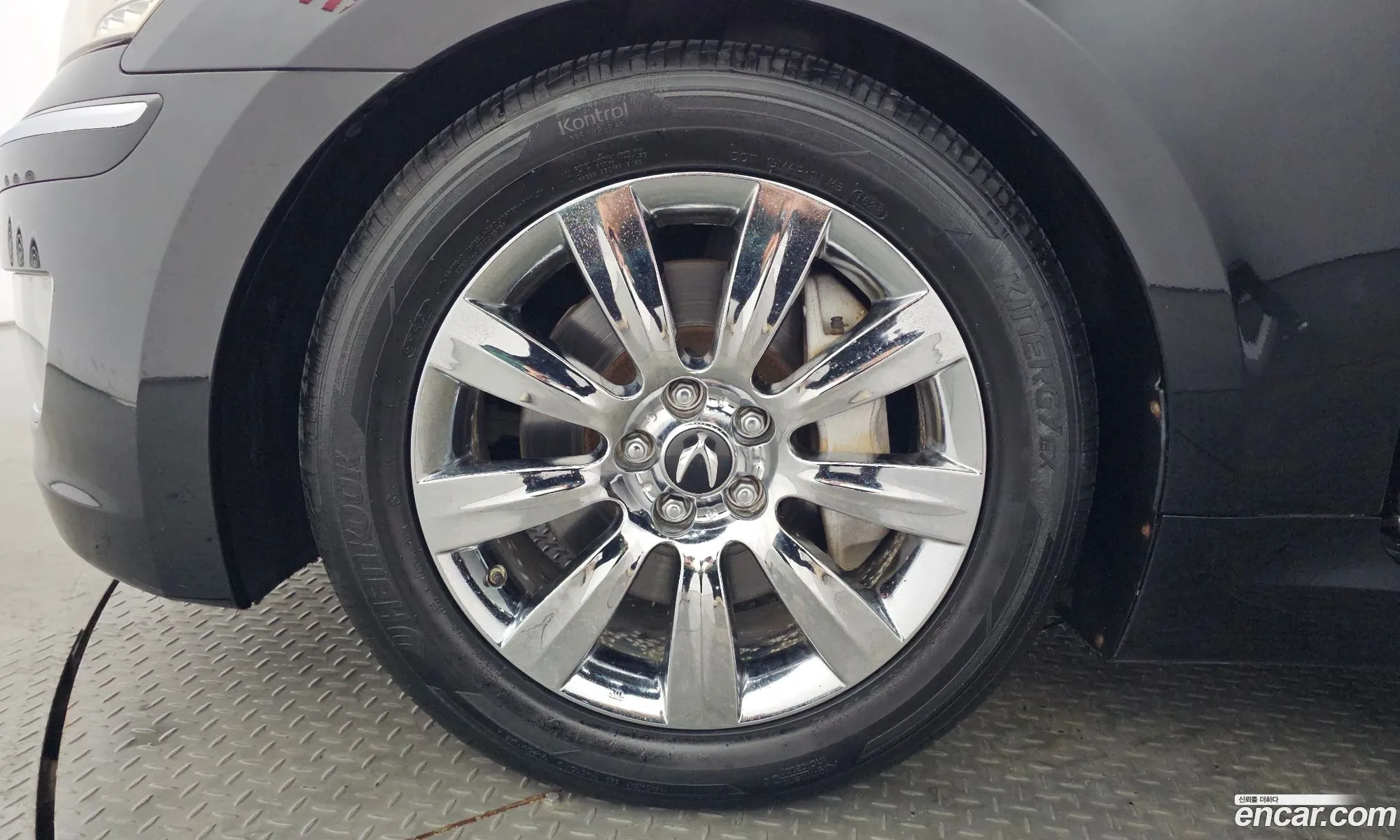 Hyundai Equus 2011 — 9