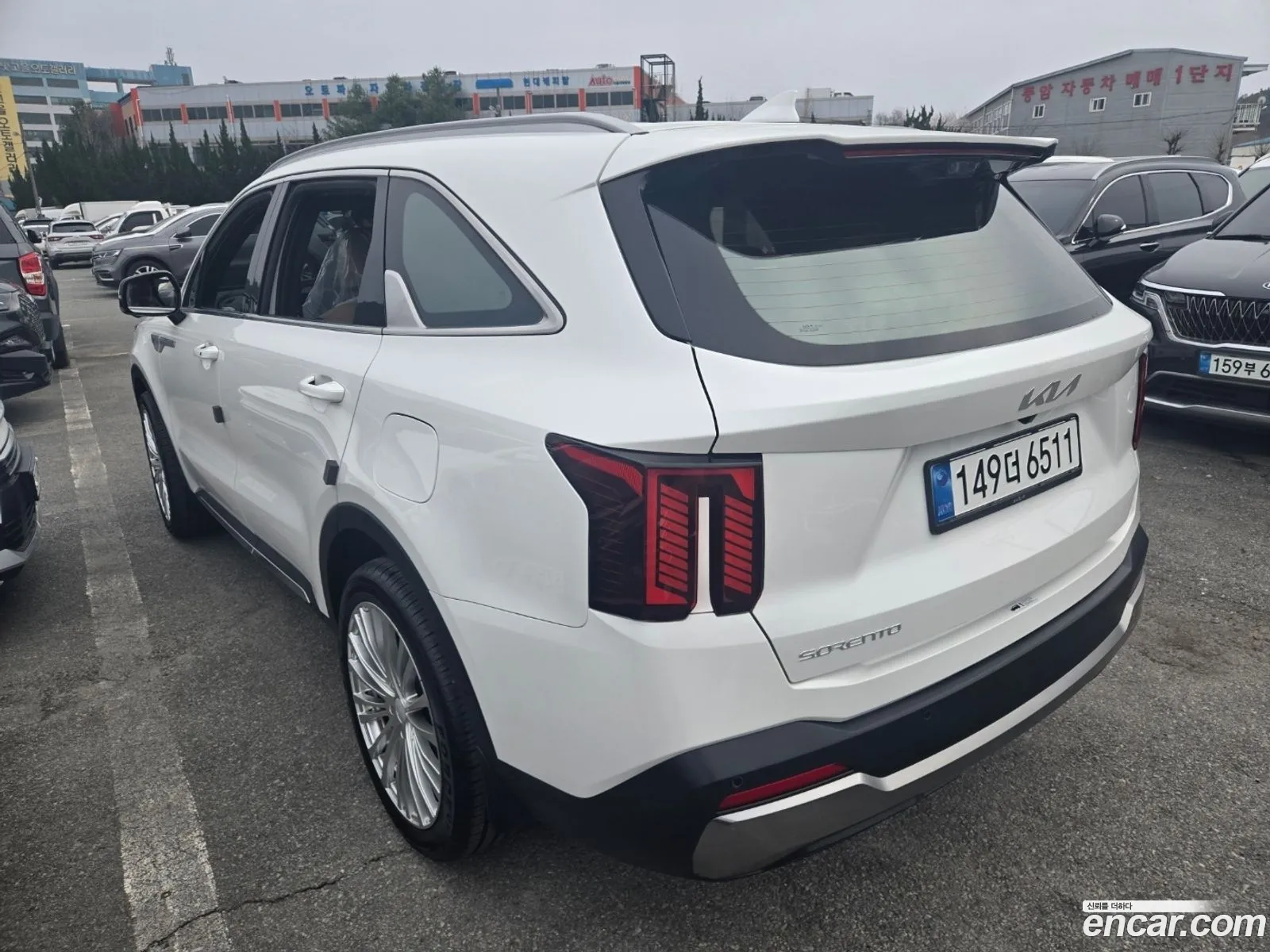 Kia Sorento 2025 — 12