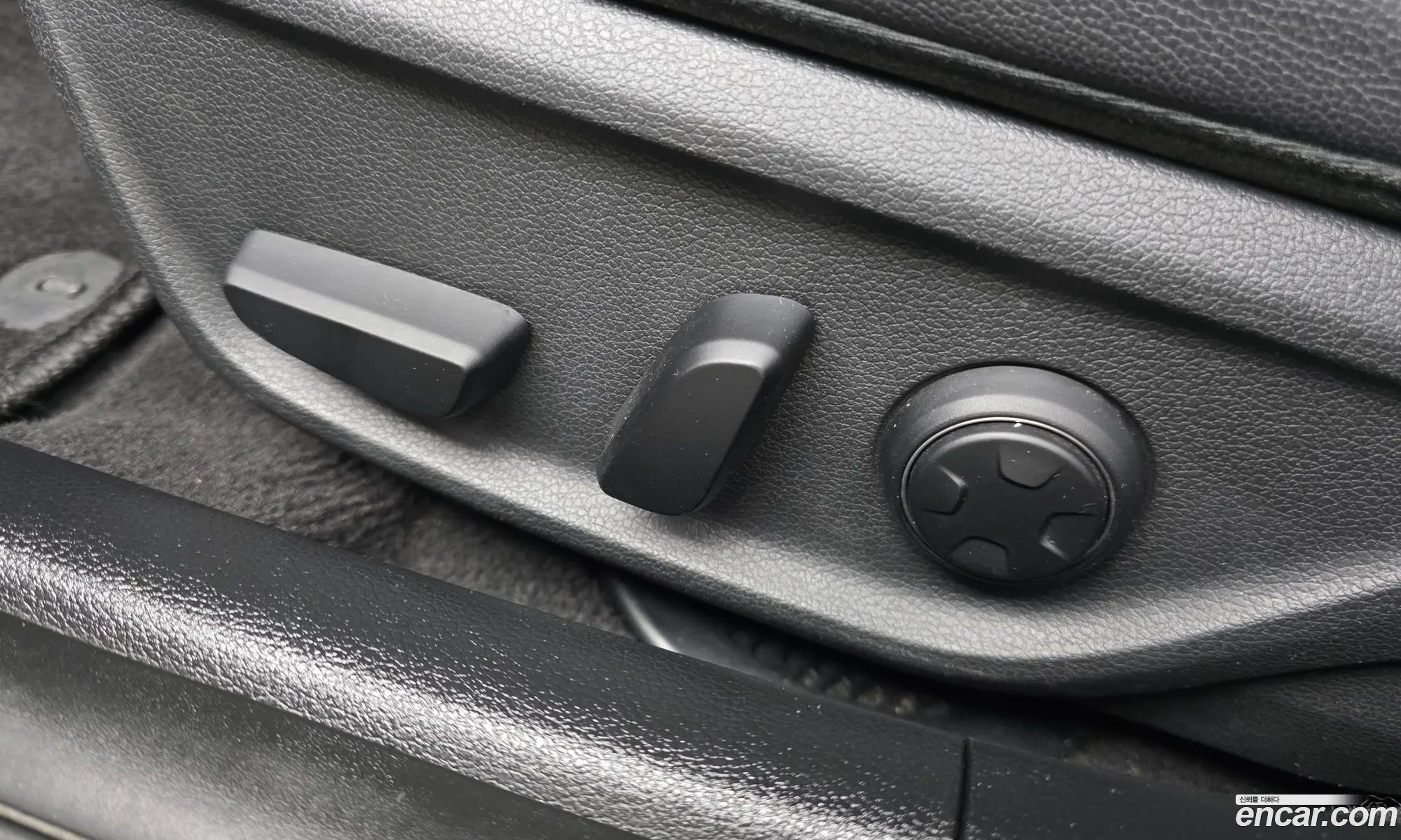 Genesis G70 2019 — 11