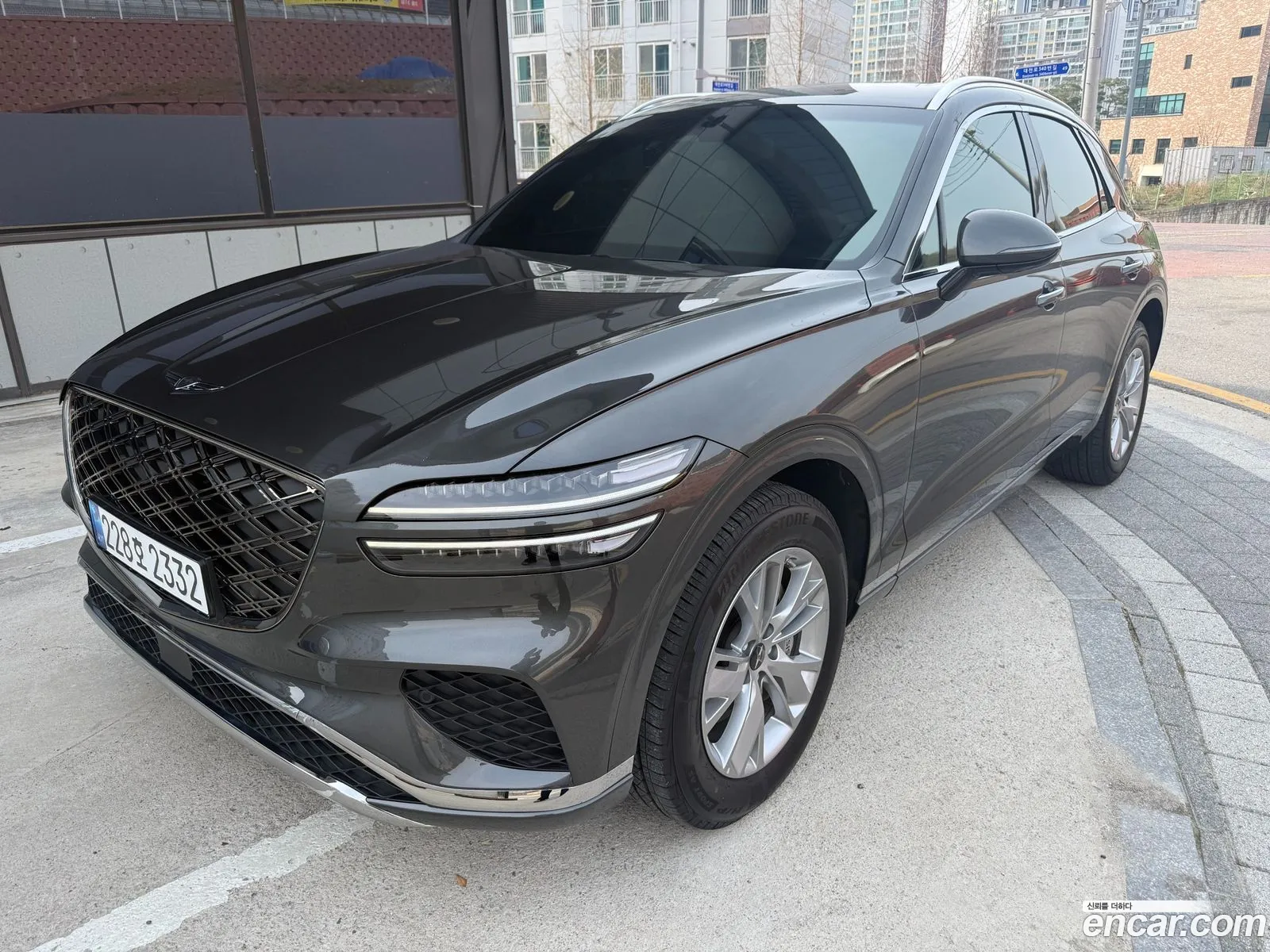 Genesis GV70 2024 — 17