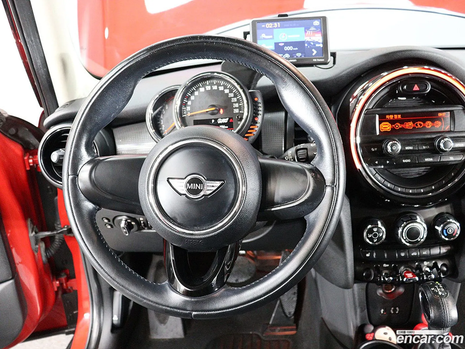 Mini Cooper 2016 — 17