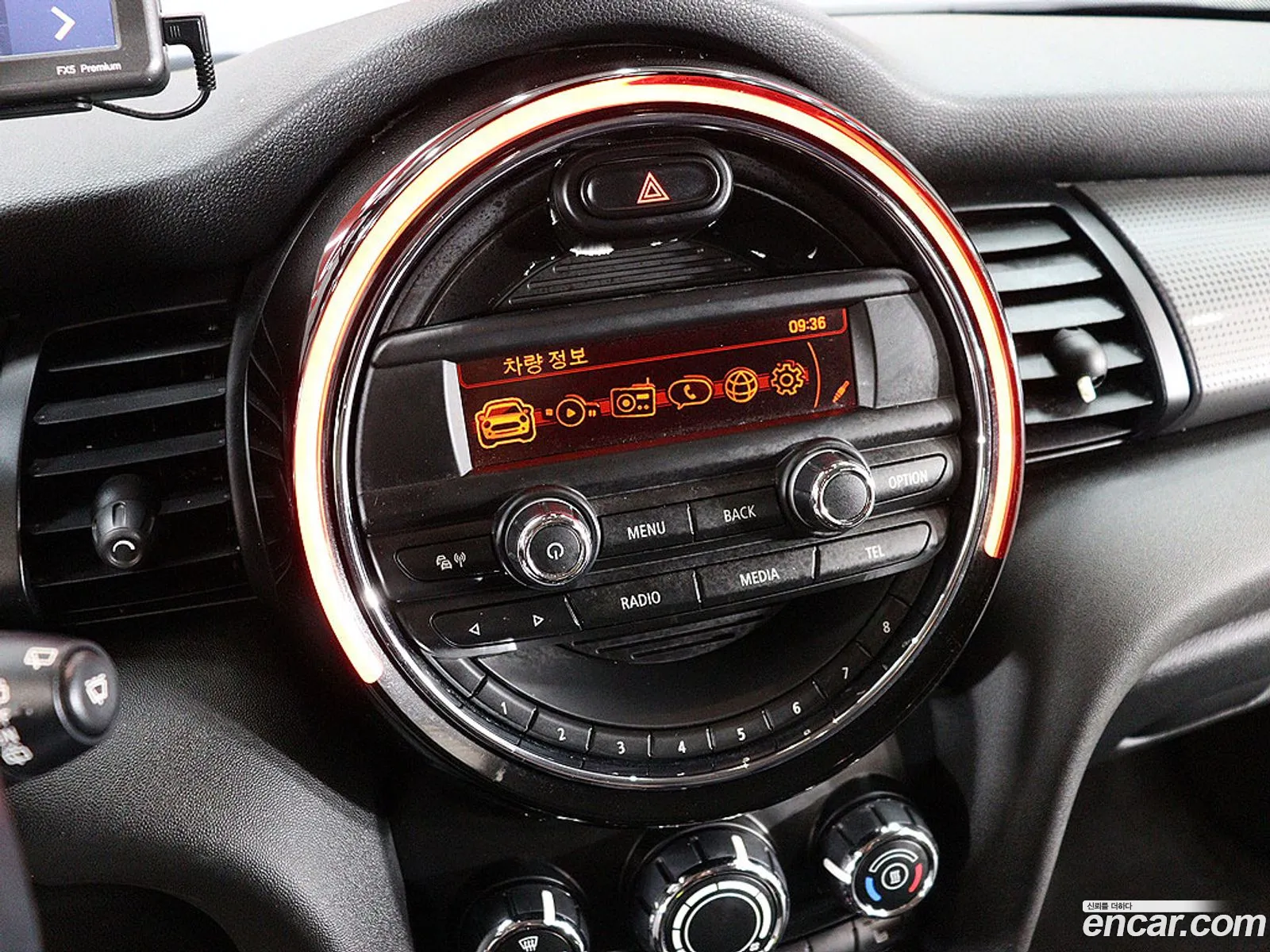 Mini Cooper 2016 — 13