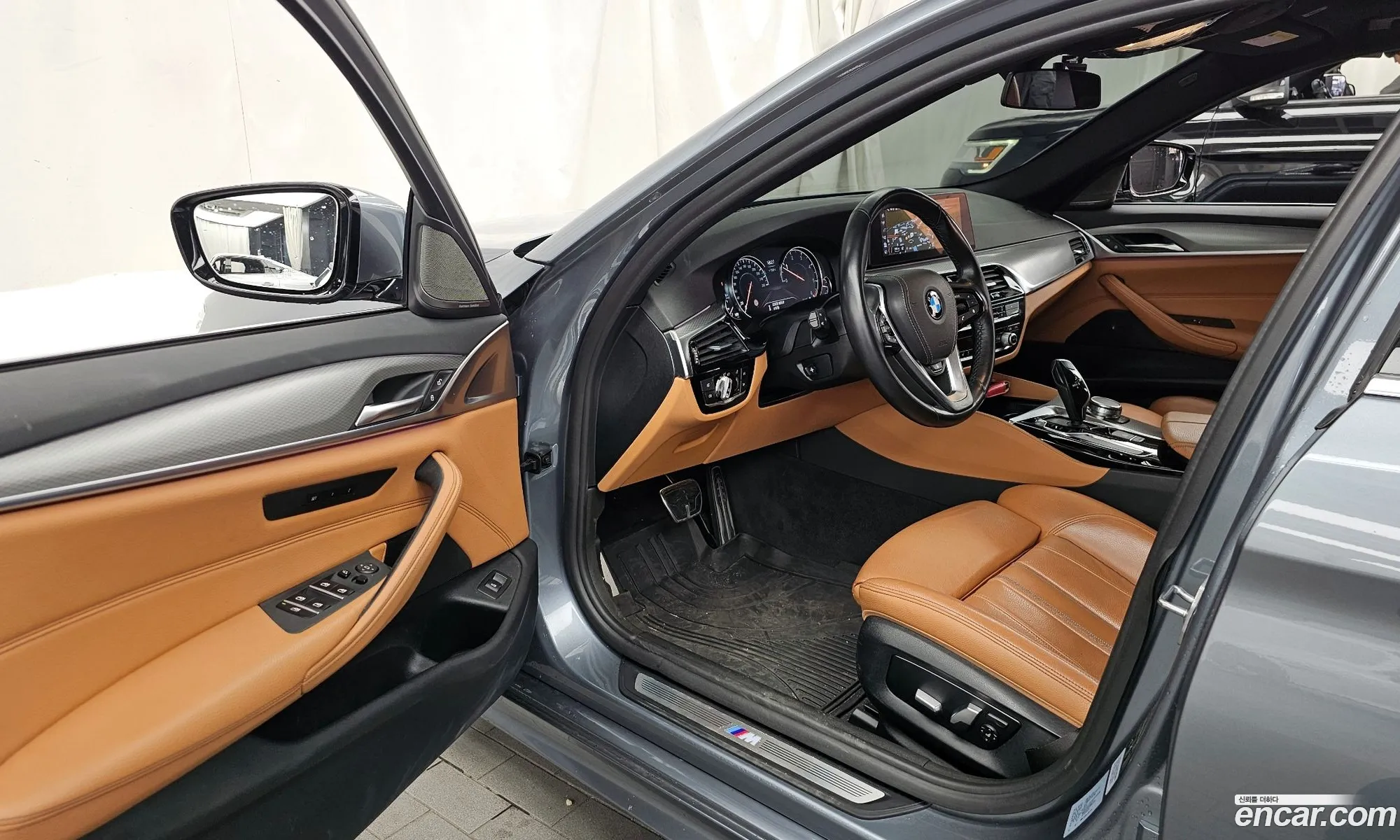 BMW 5 Series 2018 WBAJC5107JG861155 — 2